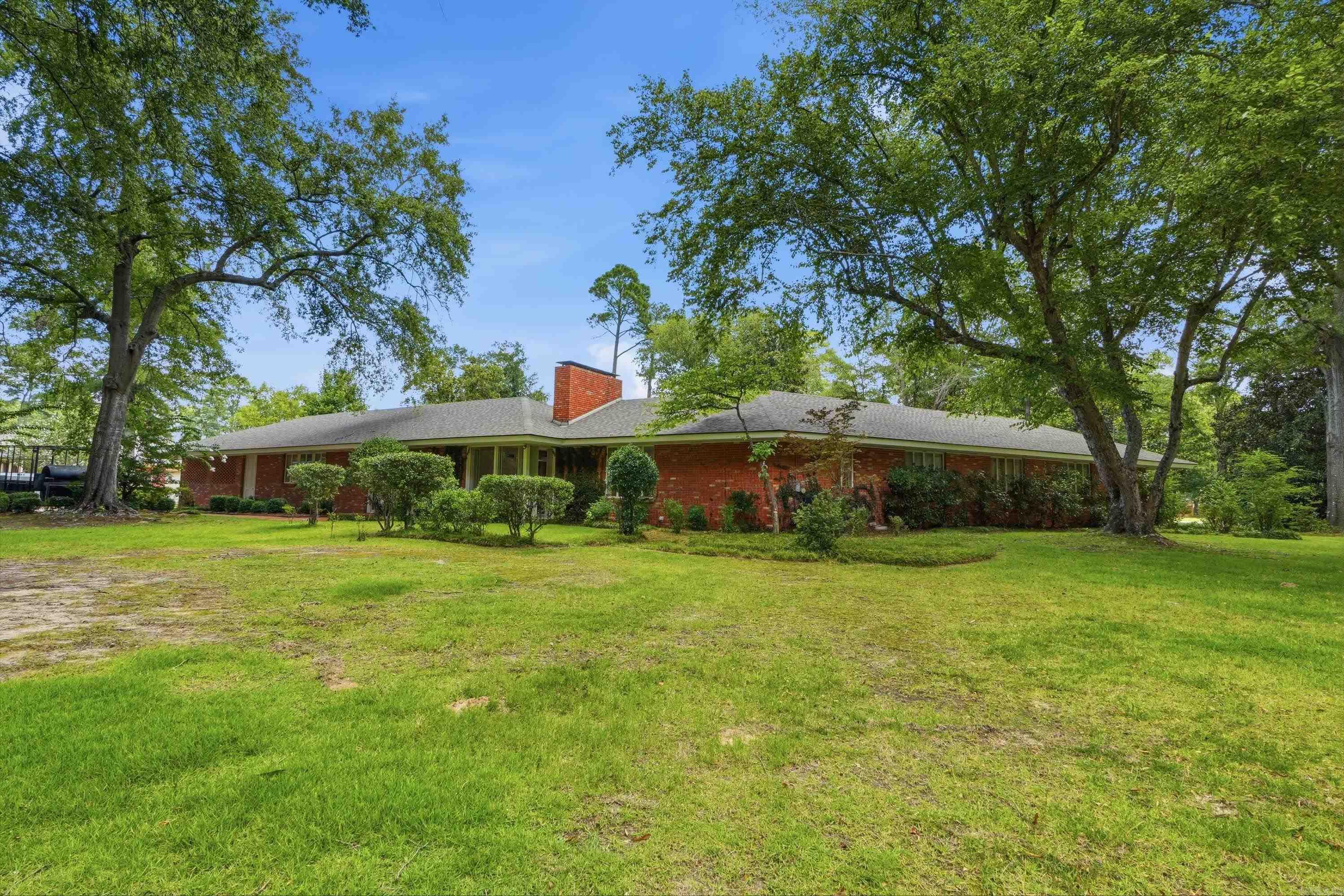31 Longmeadow Property Photo 12