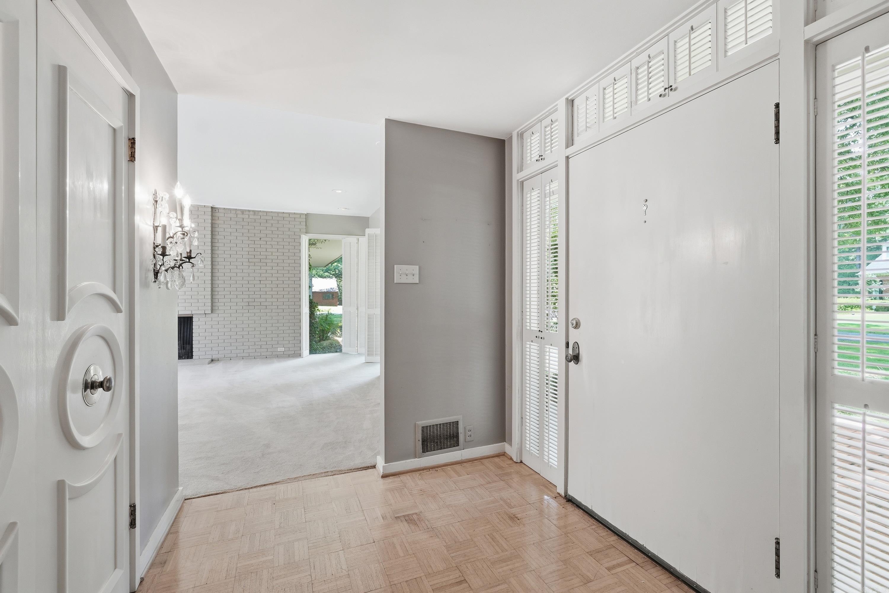 31 Longmeadow Property Photo 15