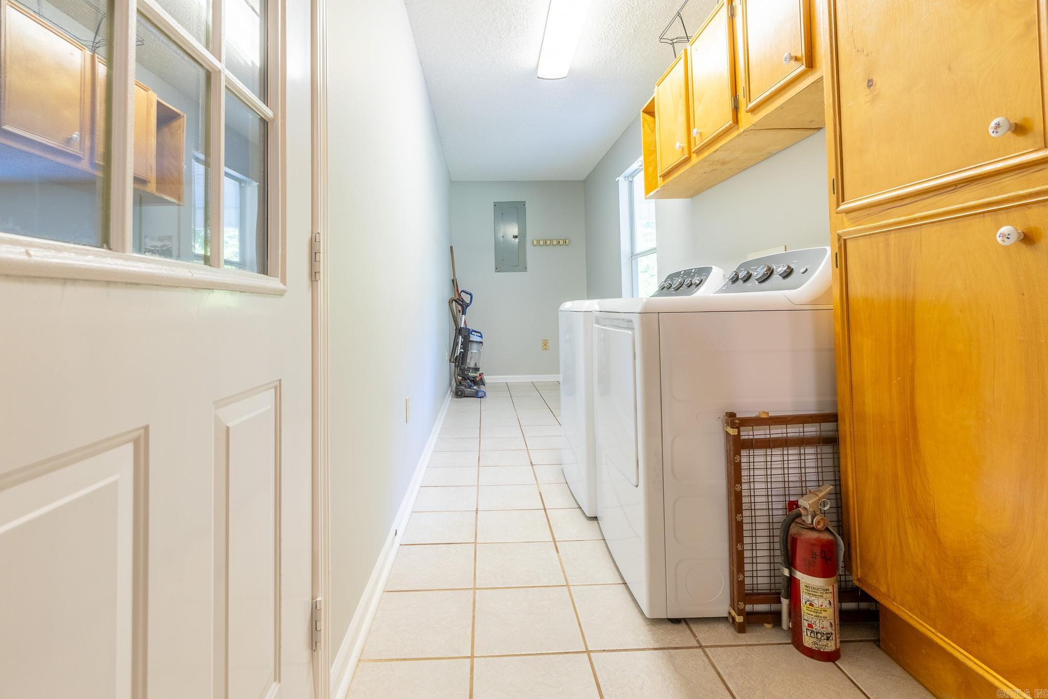 14 Hilltop Lane Property Photo 17