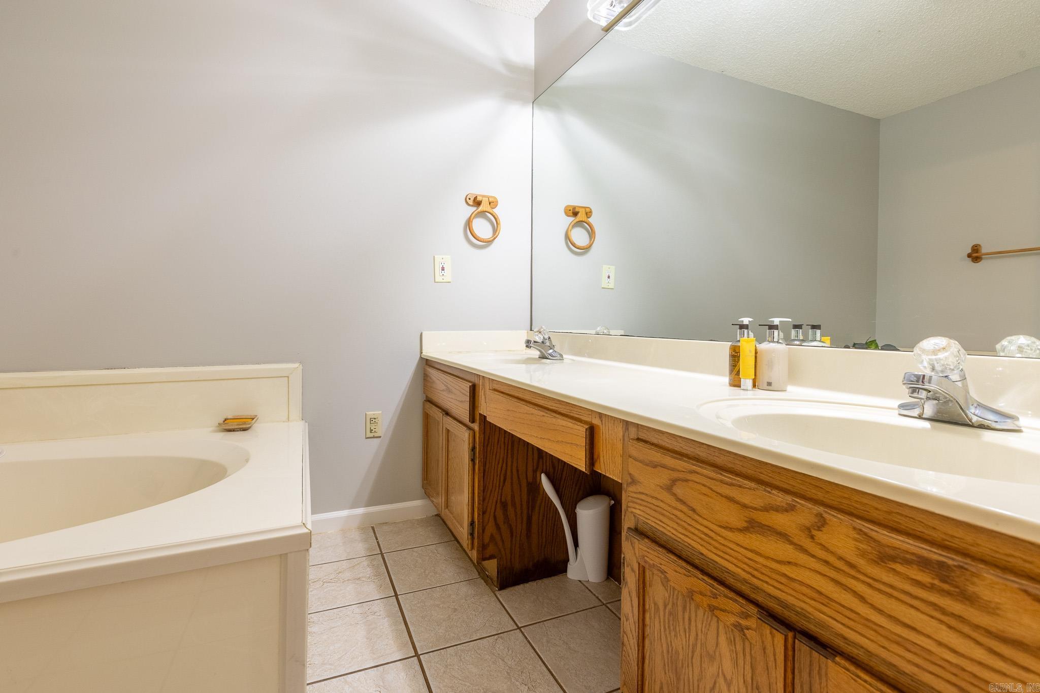 14 Hilltop Lane Property Photo 30