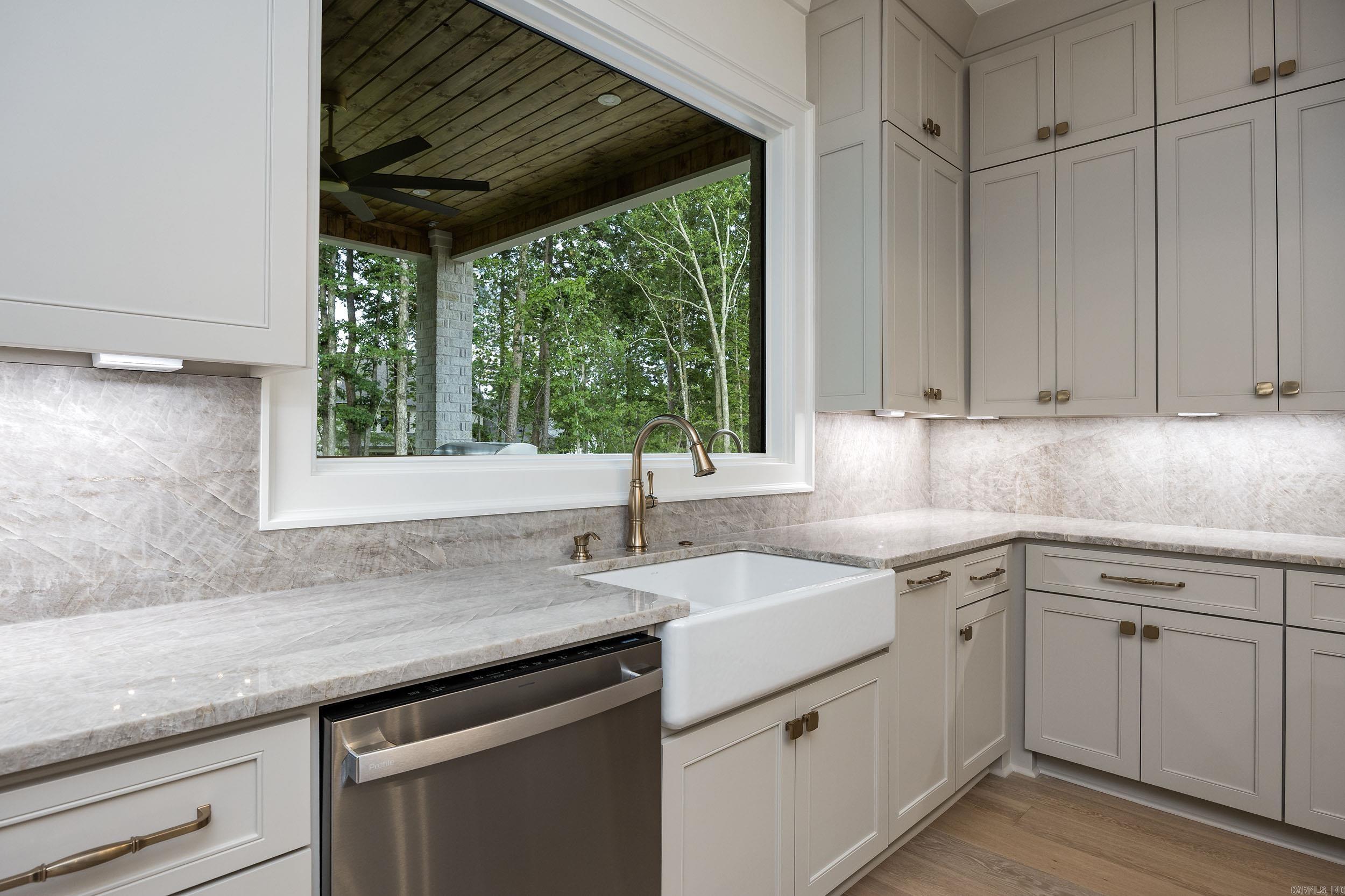 63 Miramont Circle Property Photo 14