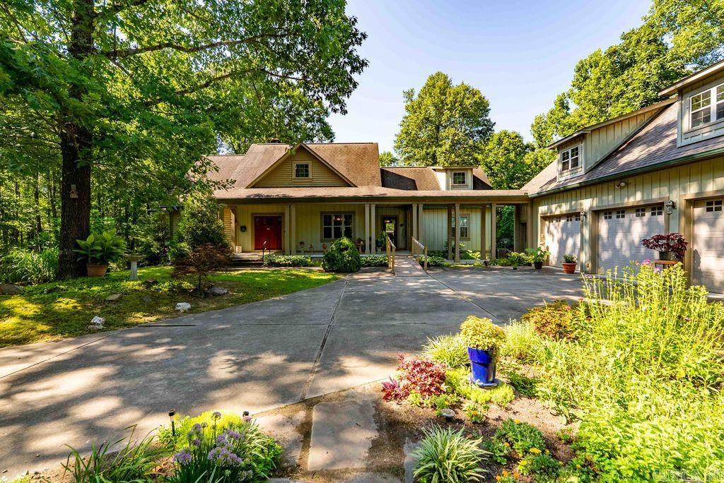 387 Pryor Drive Property Photo 1