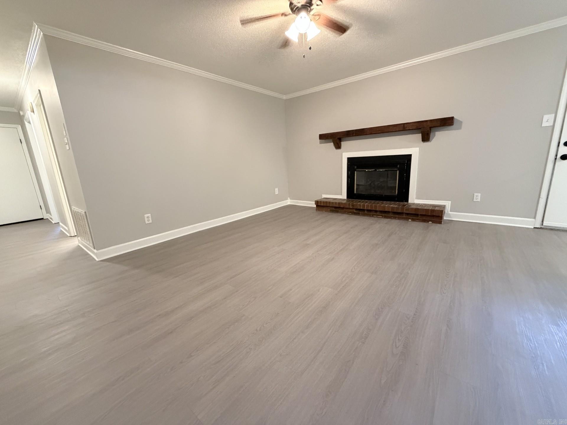 5904 Valerie Drive Property Photo 3