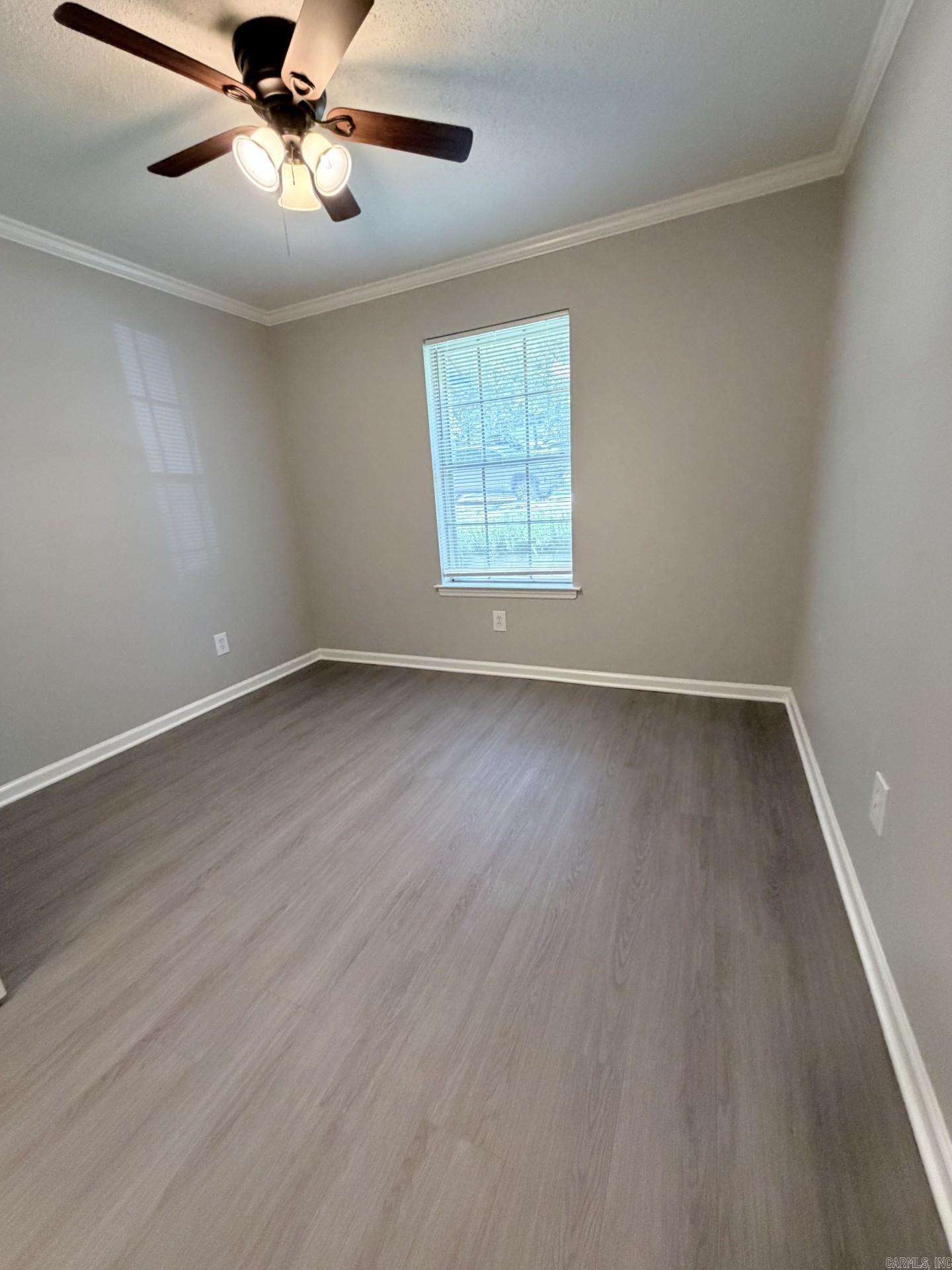 5904 Valerie Drive Property Photo 13