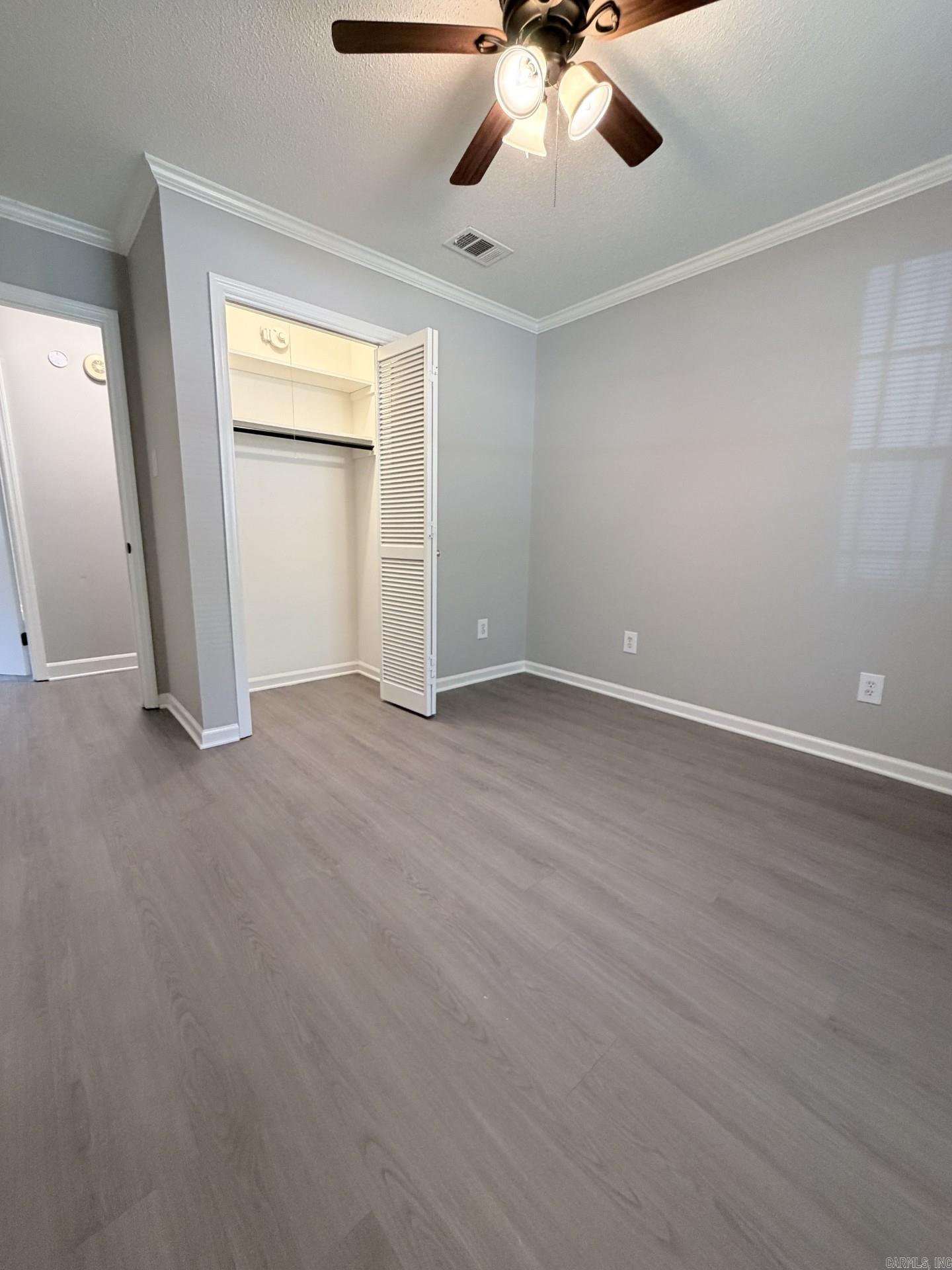 5904 Valerie Drive Property Photo 14