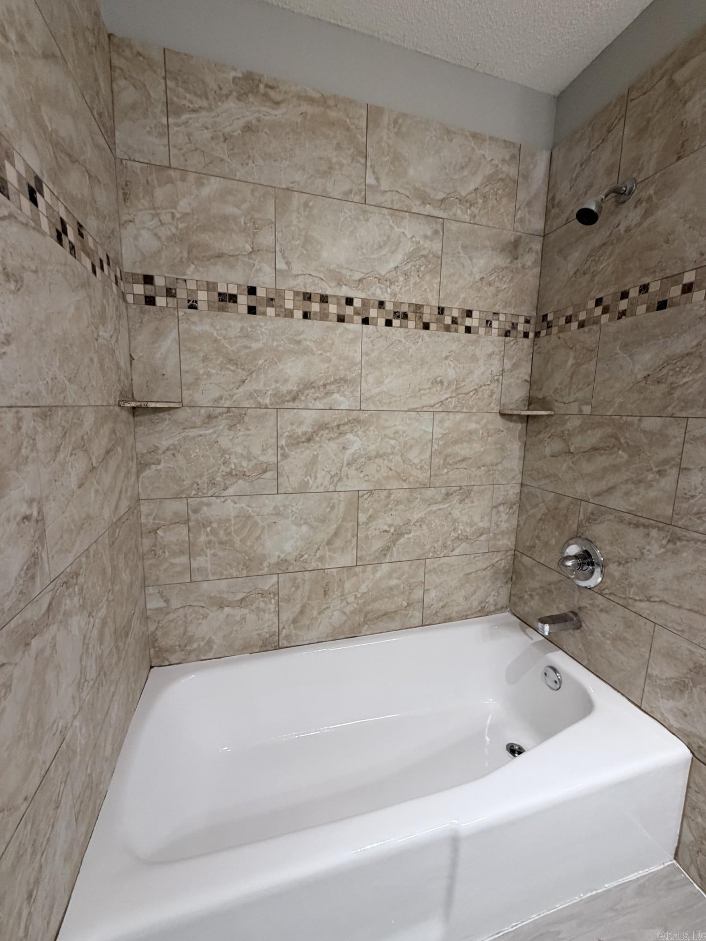5904 Valerie Drive Property Photo 18