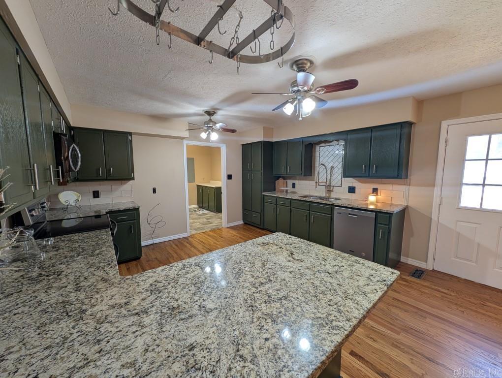 208 Mc 6087 Property Photo 4