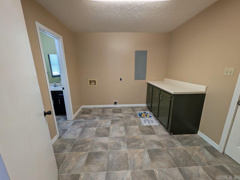 208 Mc 6087 Property Photo 16