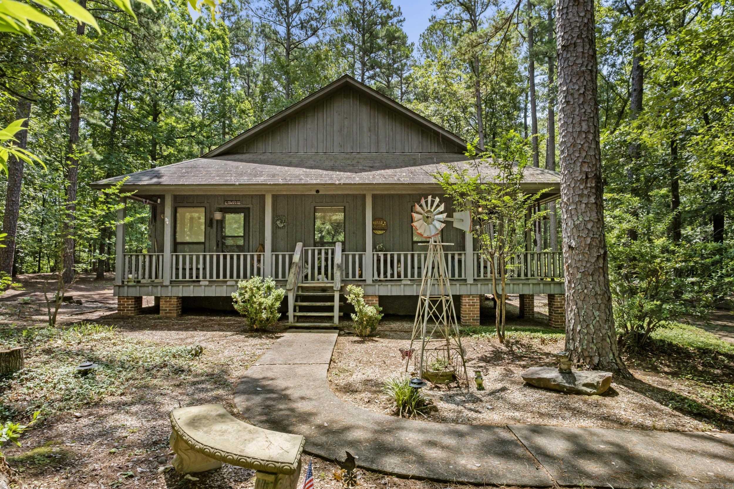 775 Spring Valley Rd. Property Photo 1