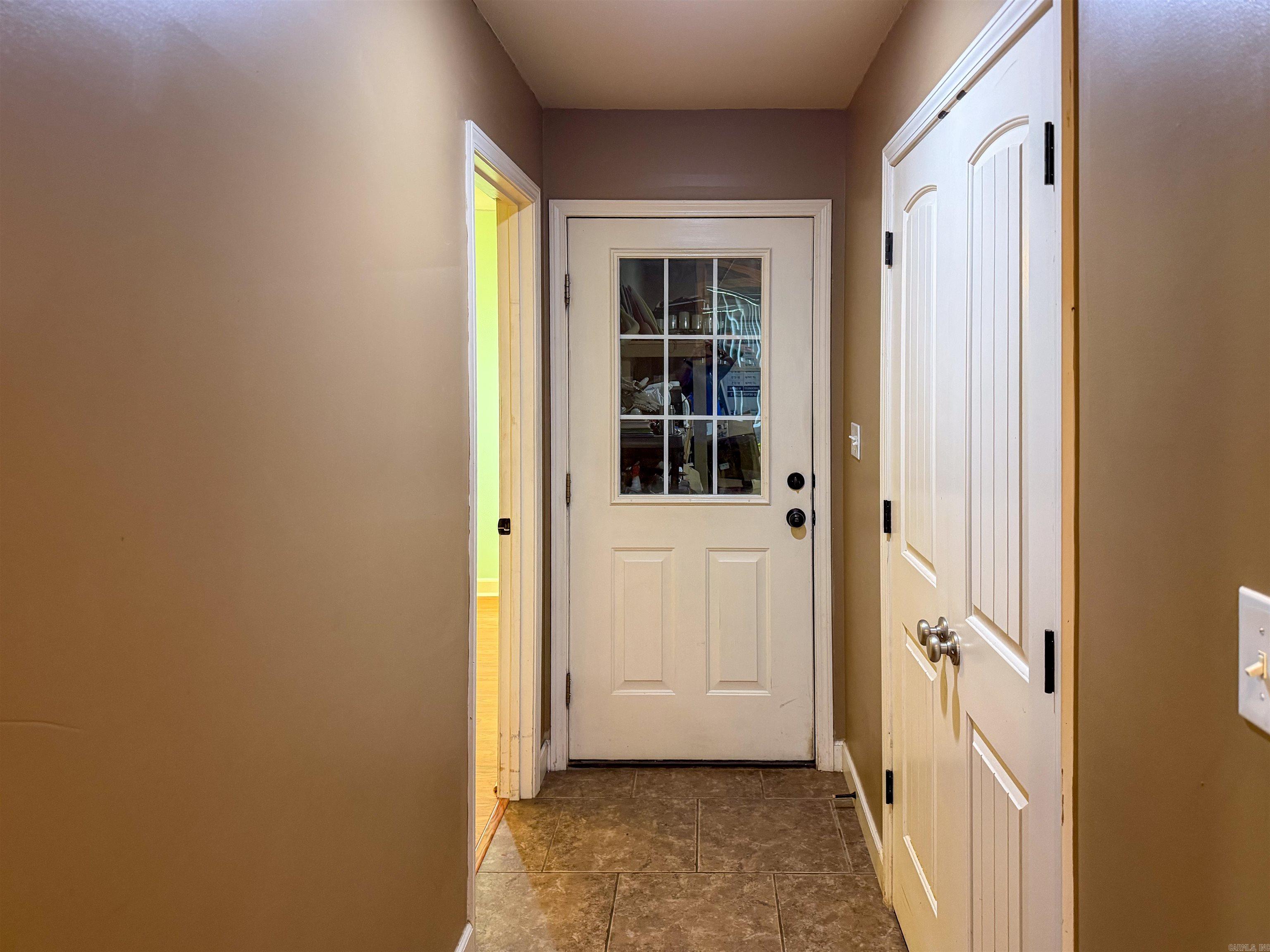 209 Tommy Drive Property Photo 6
