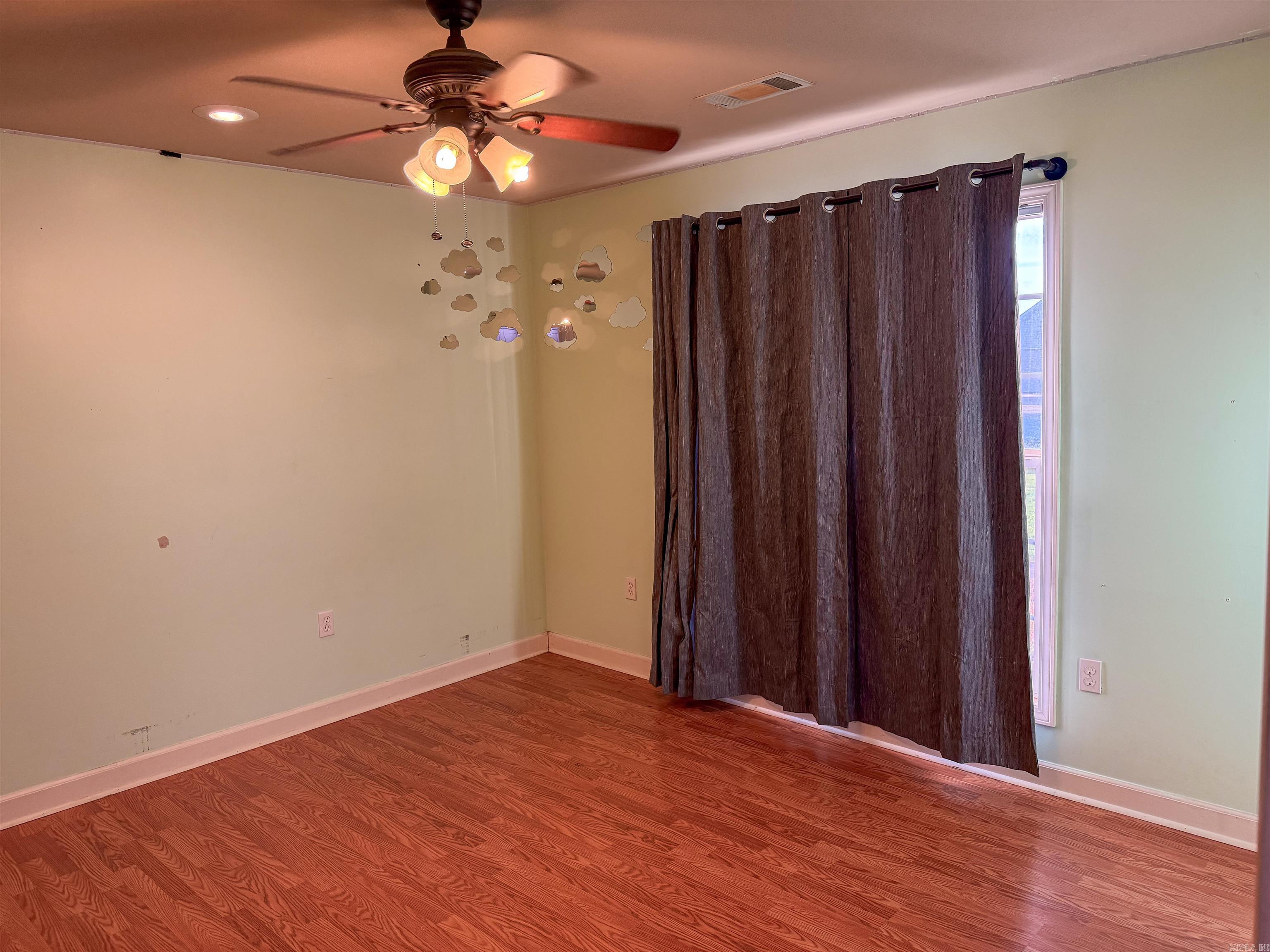 209 Tommy Drive Property Photo 18