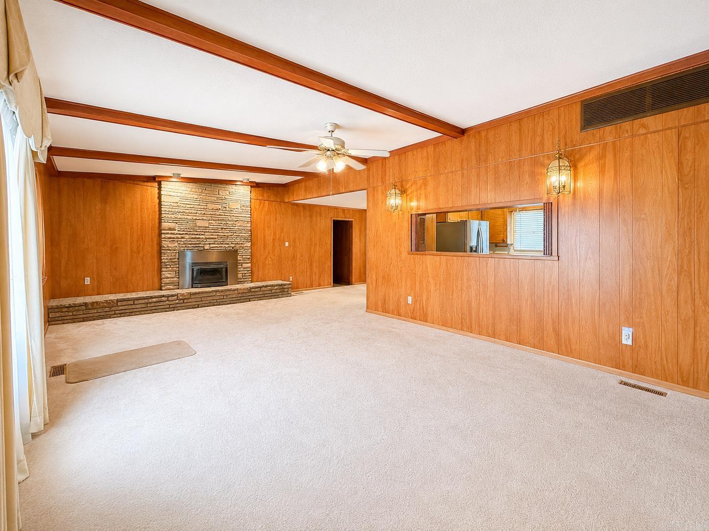 5500 Lakeshore Drive Property Photo 6