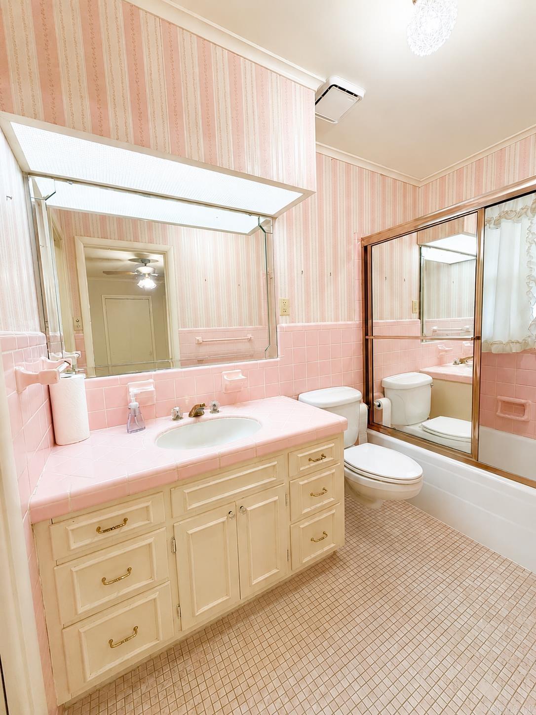 5500 Lakeshore Drive Property Photo 29