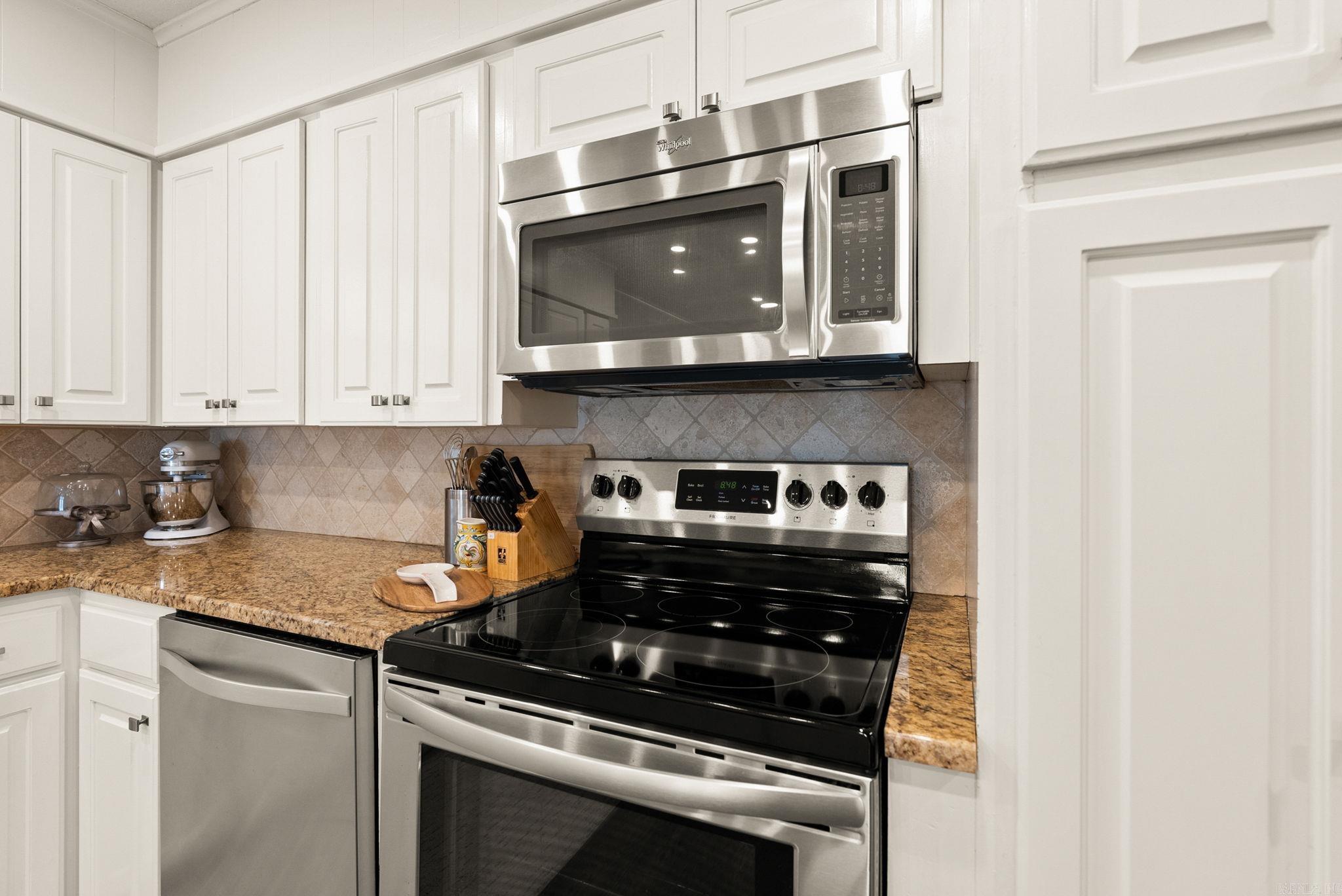 6619 Greenwood Road Property Photo 14