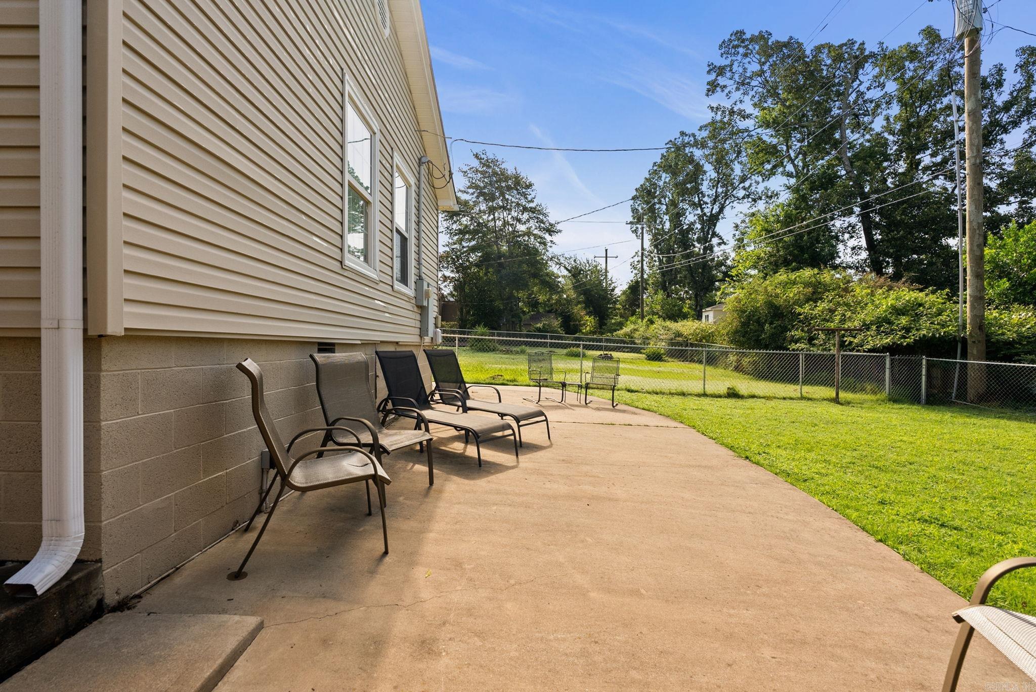6619 Greenwood Road Property Photo 40