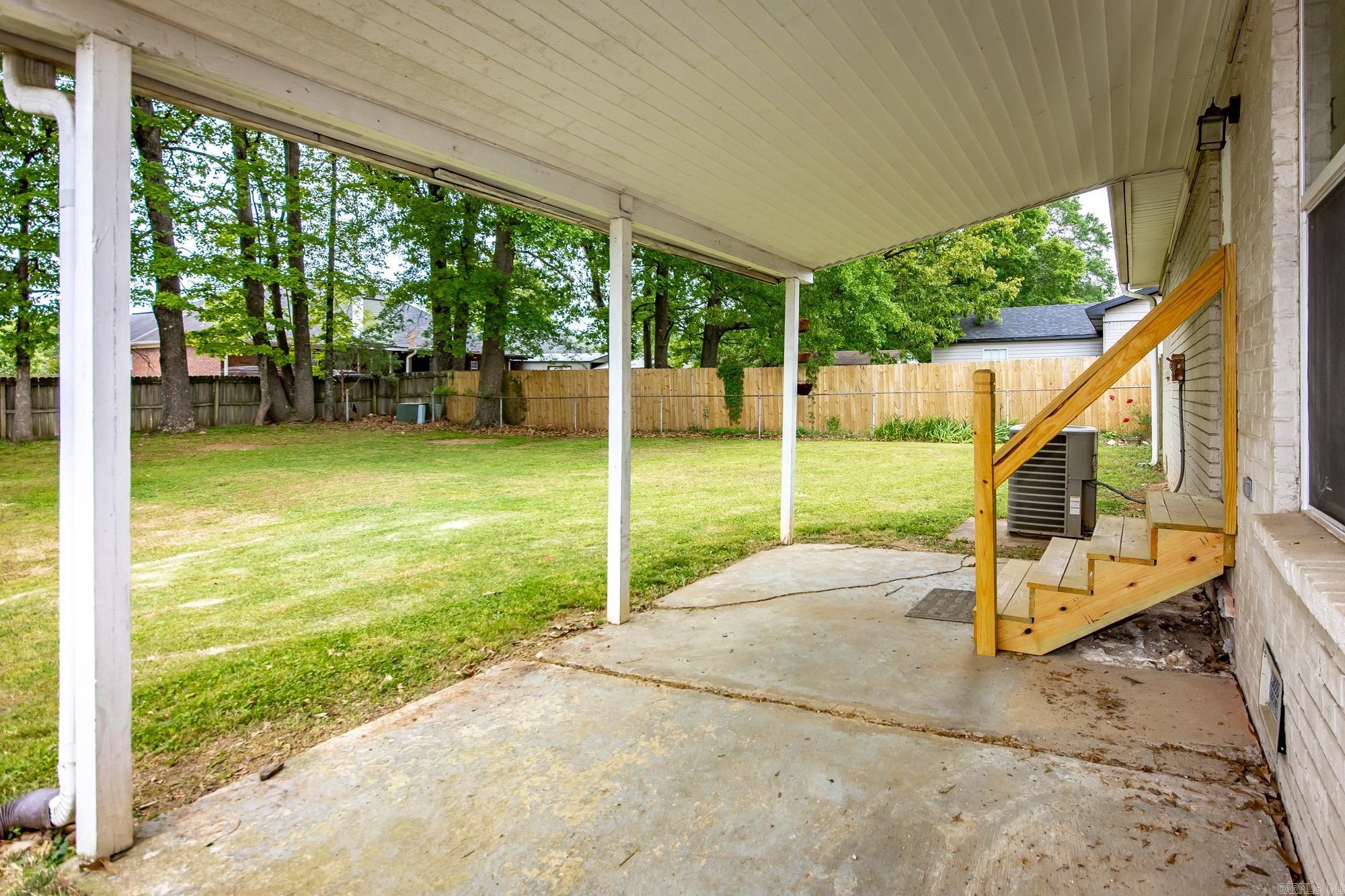10 Pinewood Street Property Photo 20