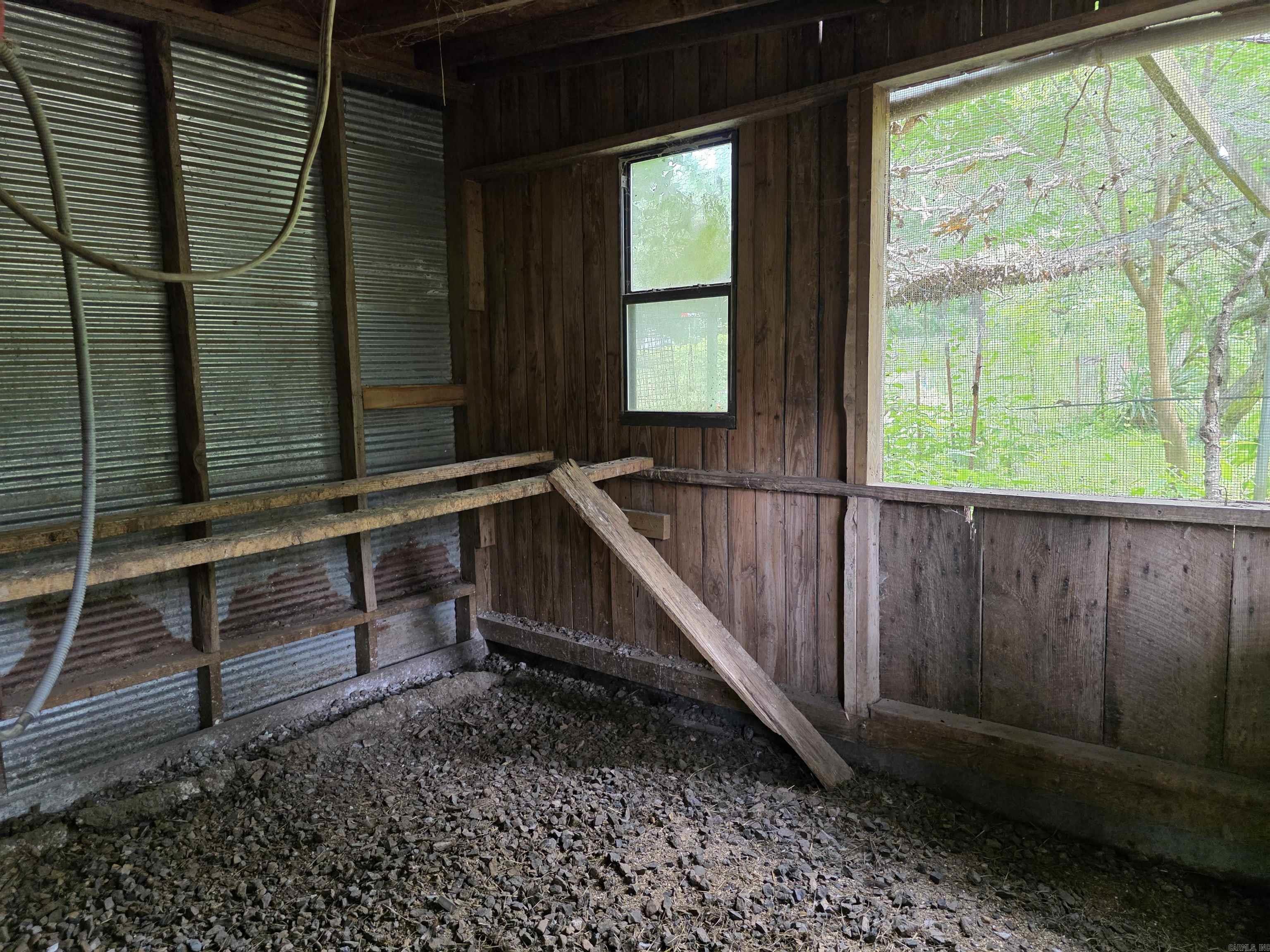 26029117 Property Photo 14