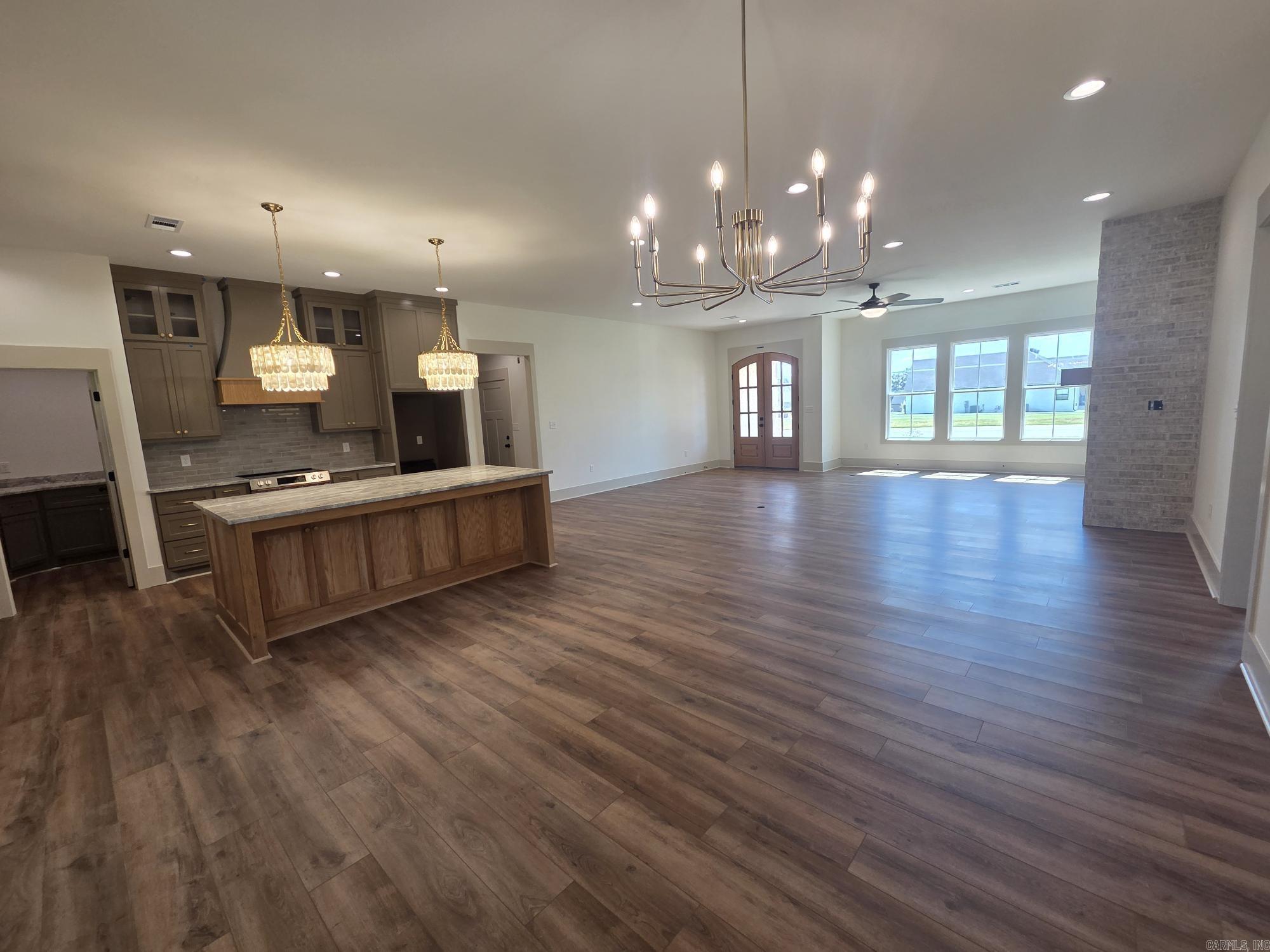 1800 Seattle Slew Property Photo 5
