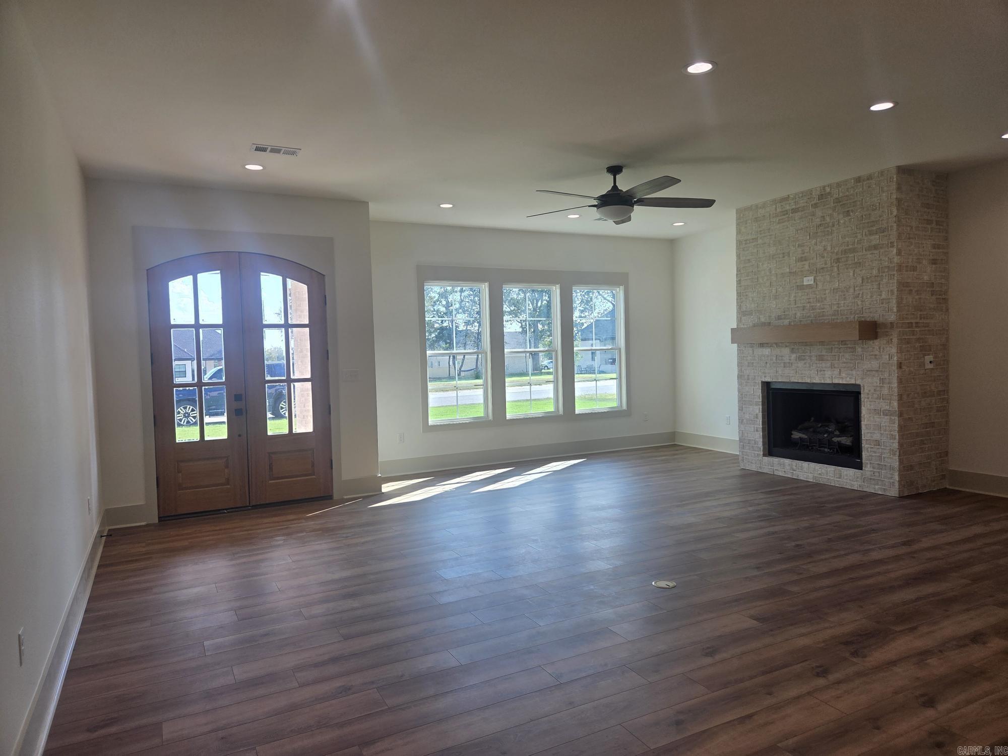 1800 Seattle Slew Property Photo 6