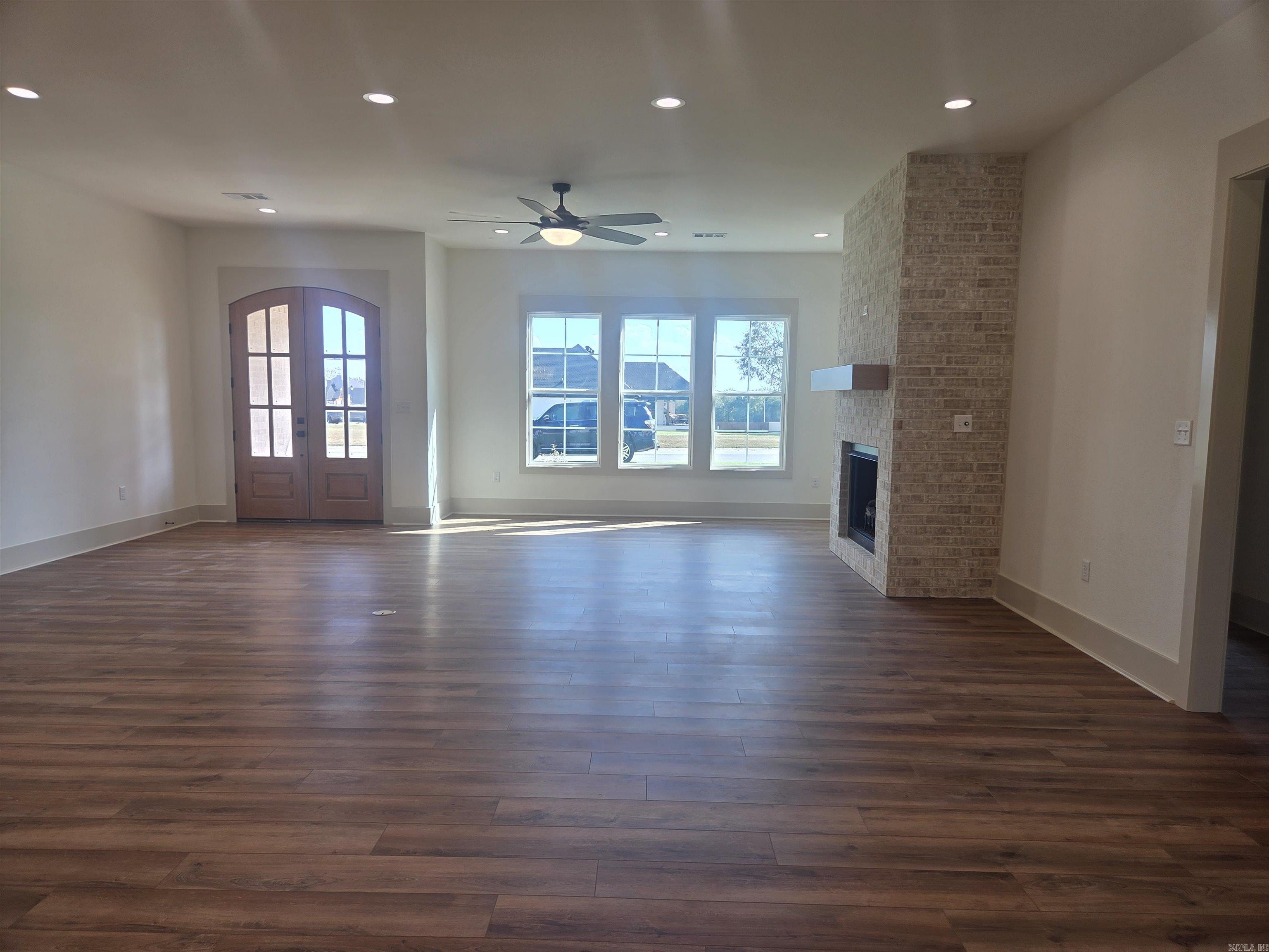 1800 Seattle Slew Property Photo 7