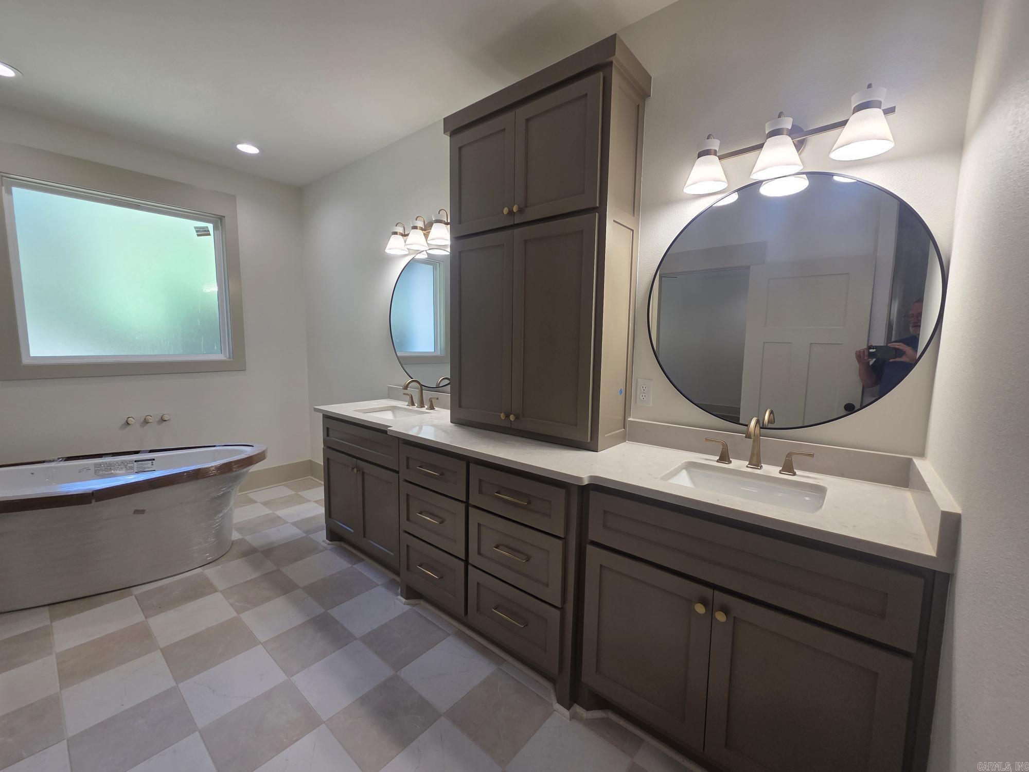 1800 Seattle Slew Property Photo 19