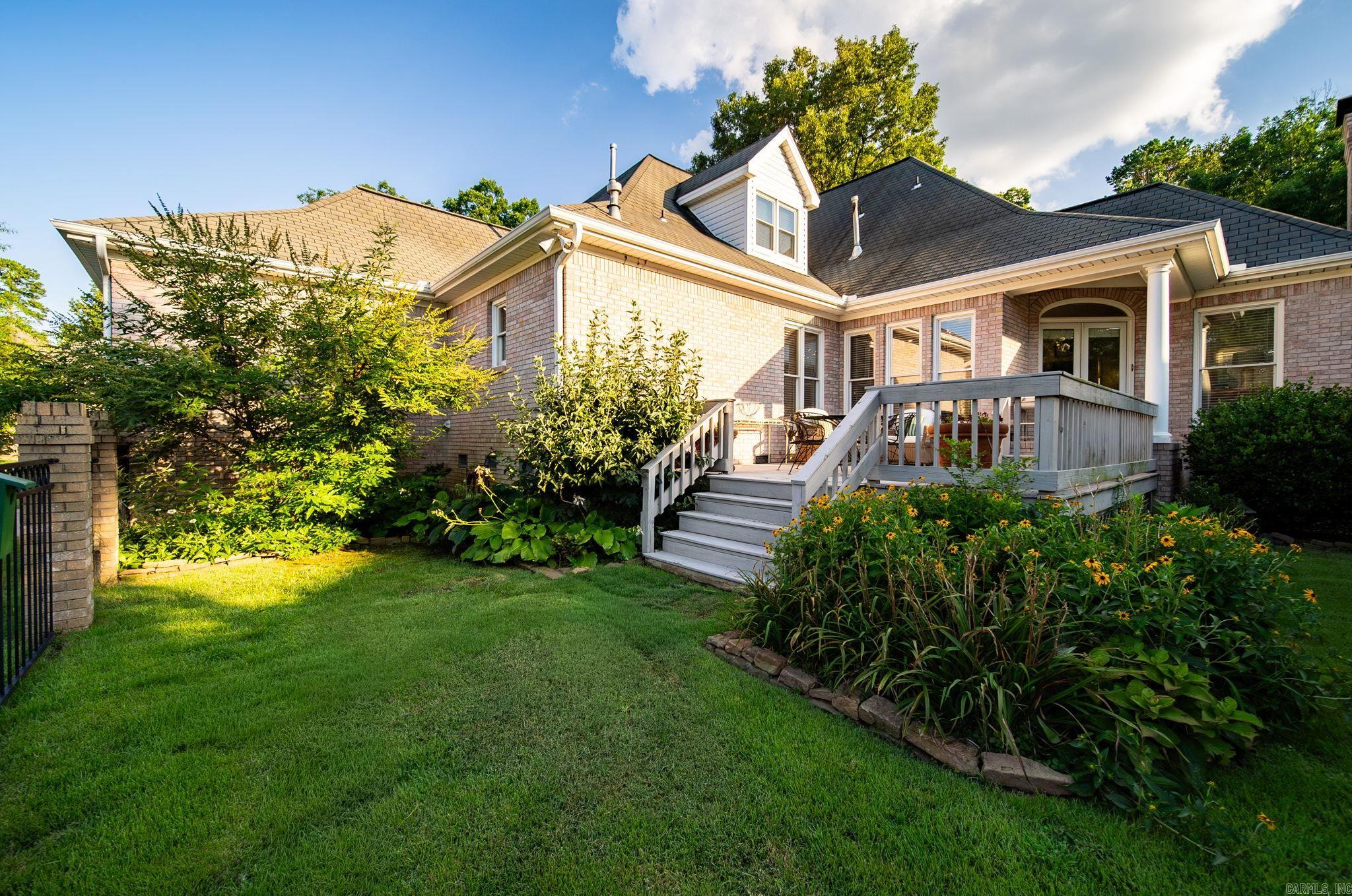 25 Avignon Court Property Photo 44