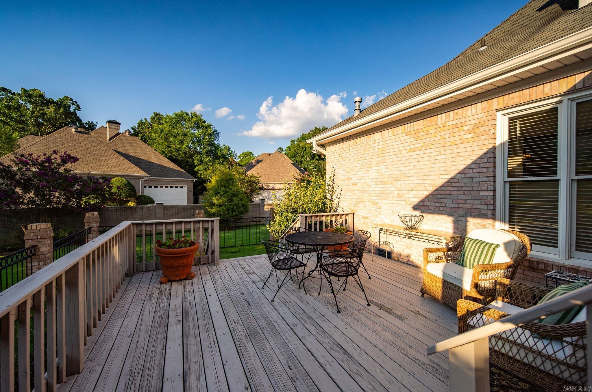 25 Avignon Court Property Photo 45