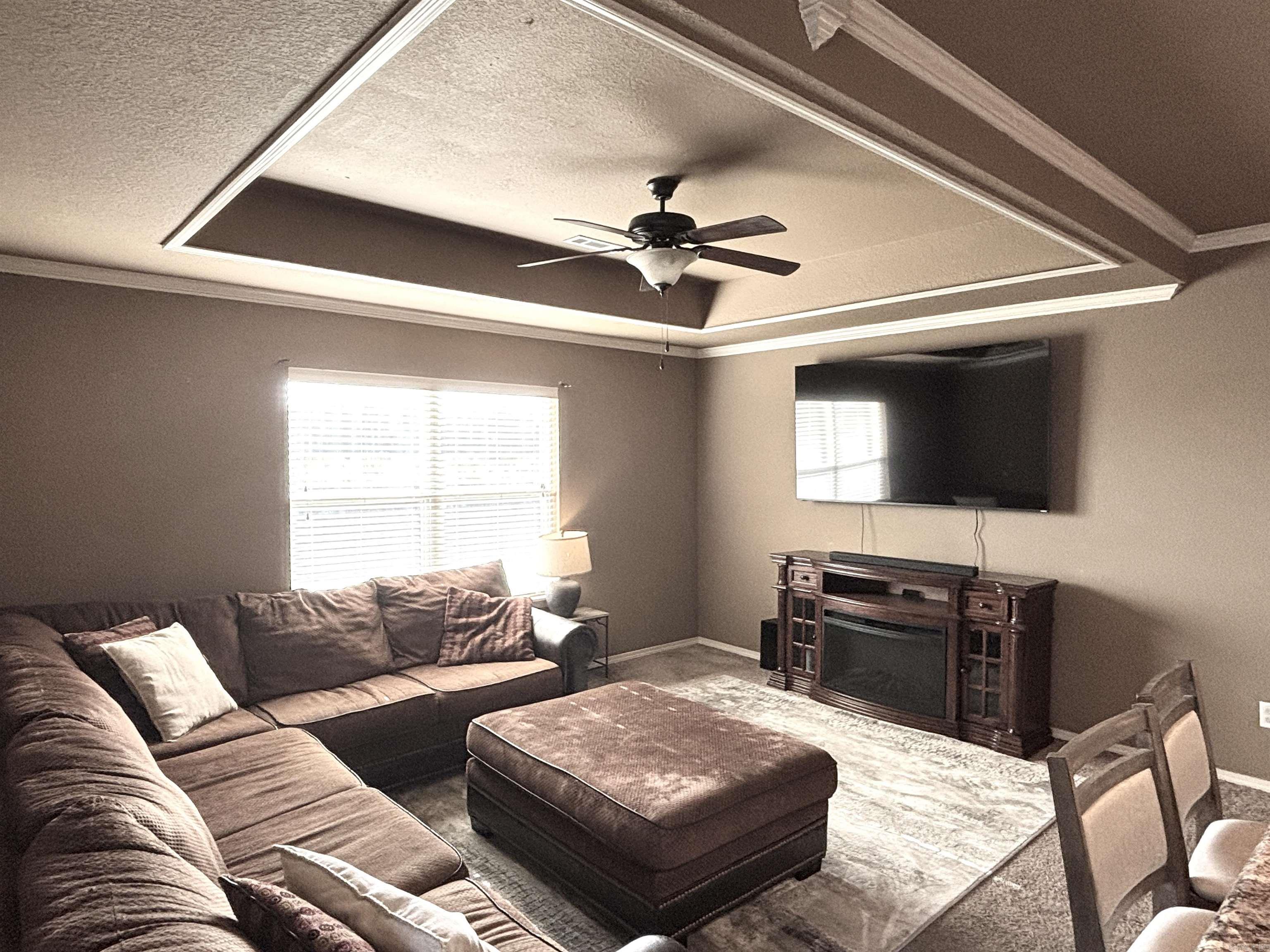 1900 Viburnum St. Property Photo 8