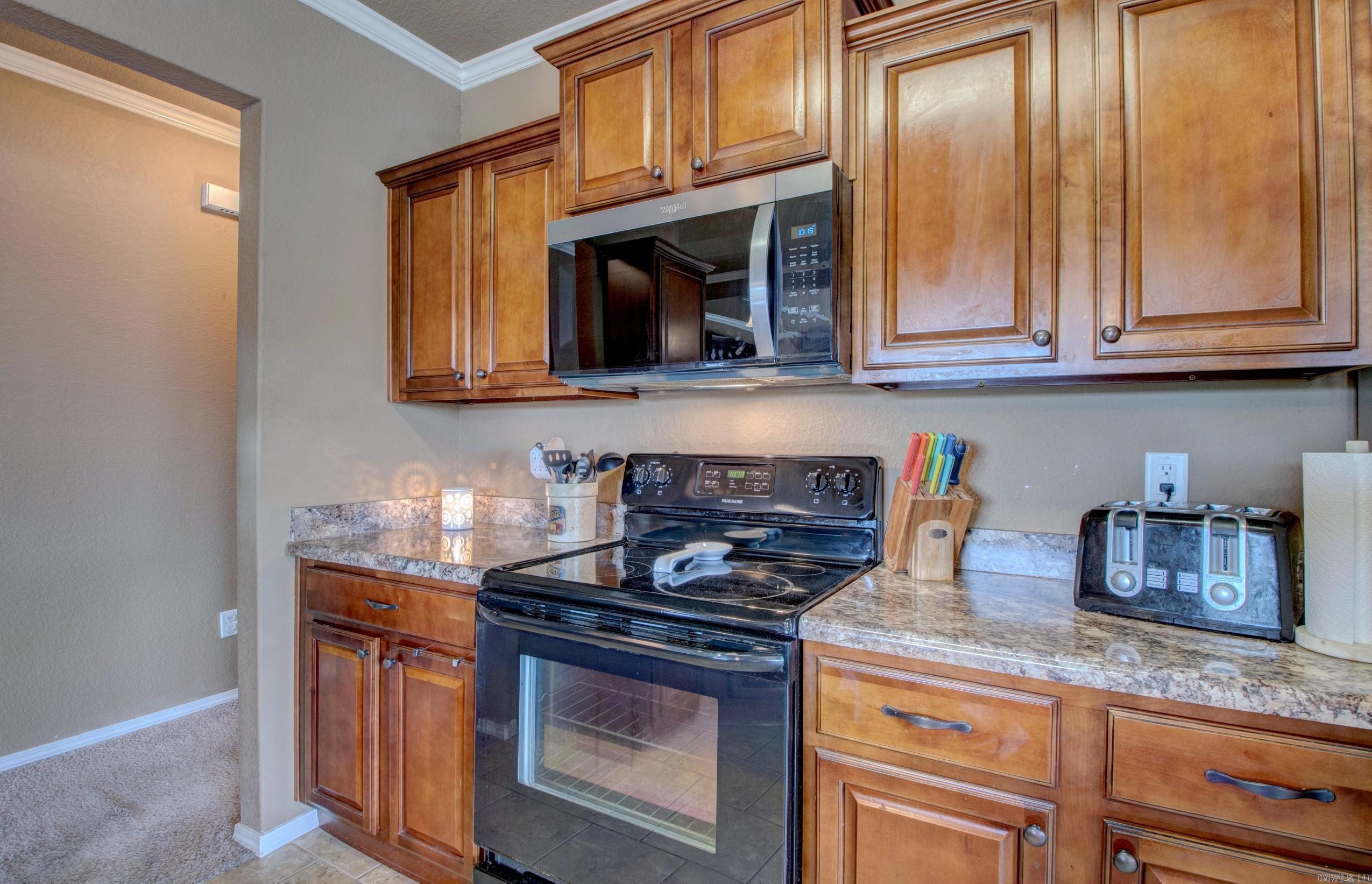 1900 Viburnum St. Property Photo 17