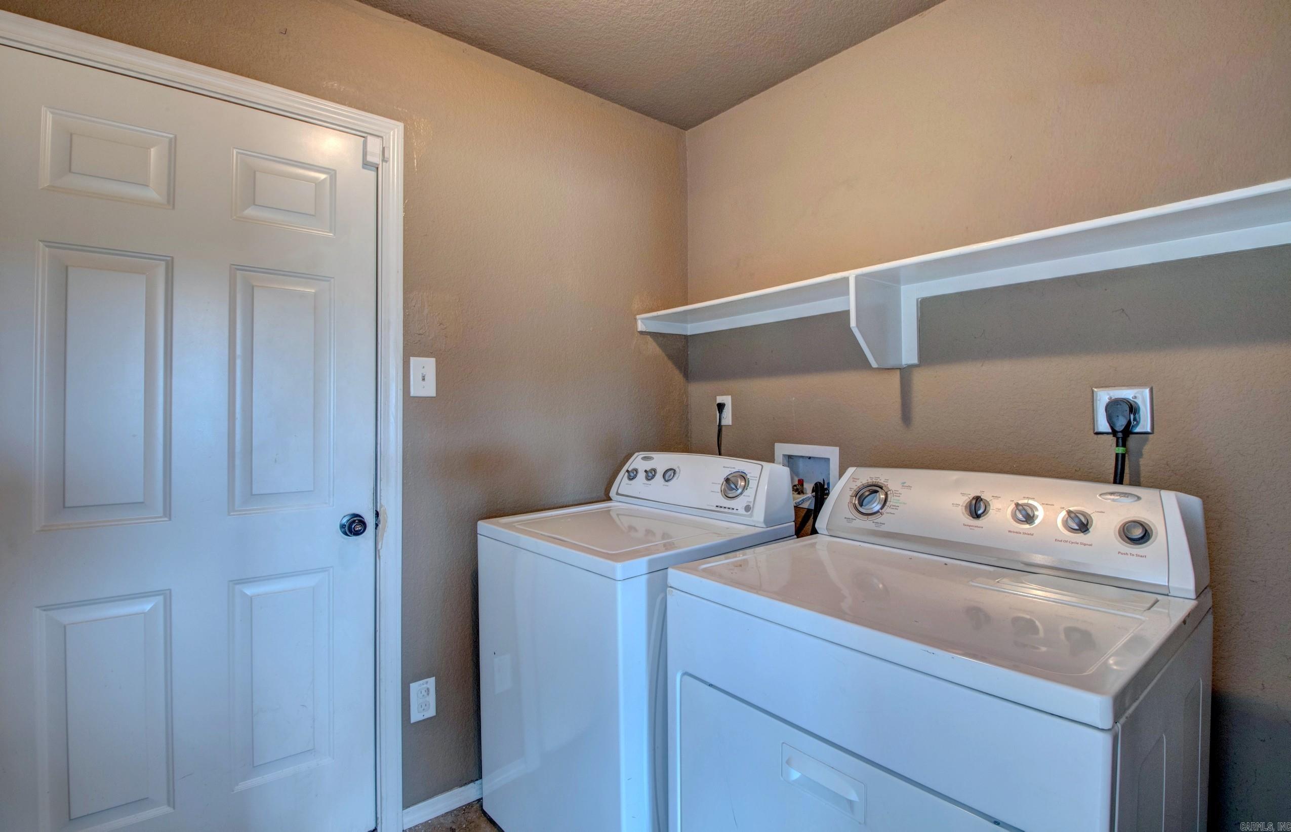 1900 Viburnum St. Property Photo 20