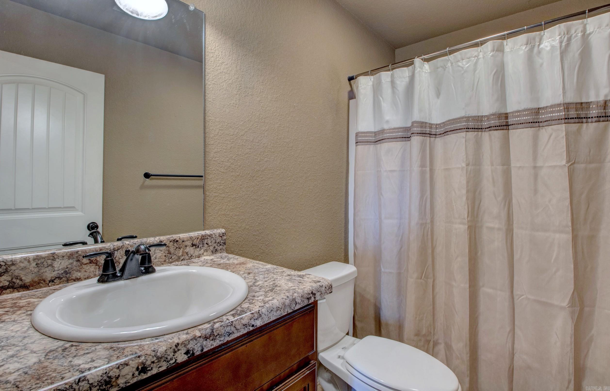 1900 Viburnum St. Property Photo 25