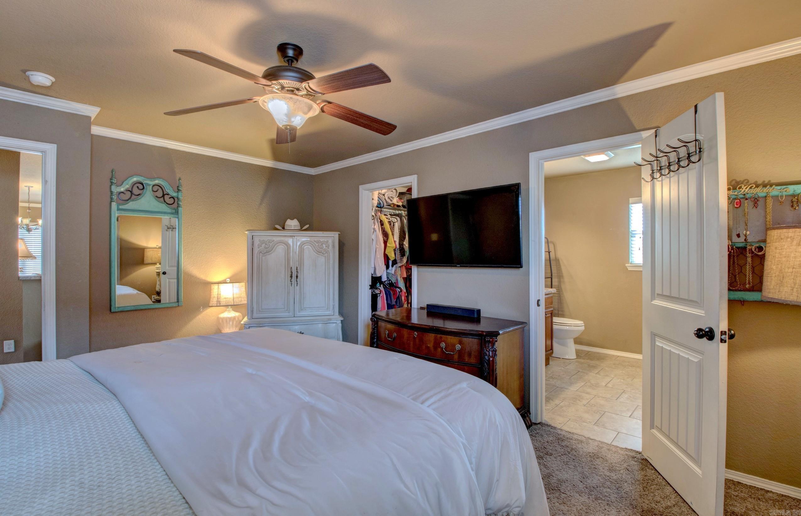 1900 Viburnum St. Property Photo 31