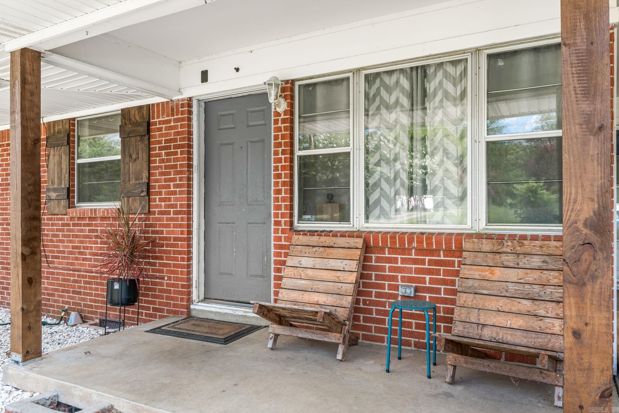 502 W Scenic Drive Property Photo 4