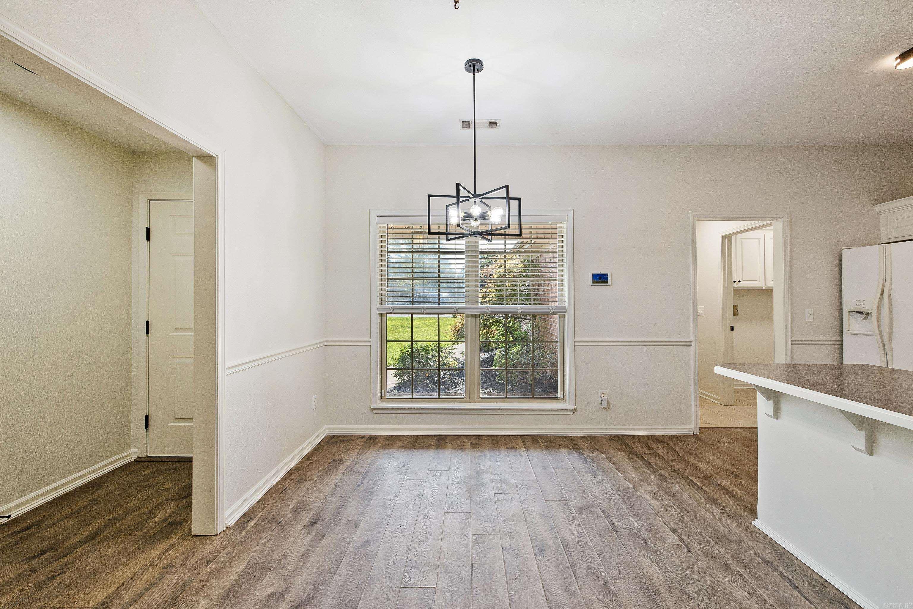 325 Madison Place Circle Property Photo 8
