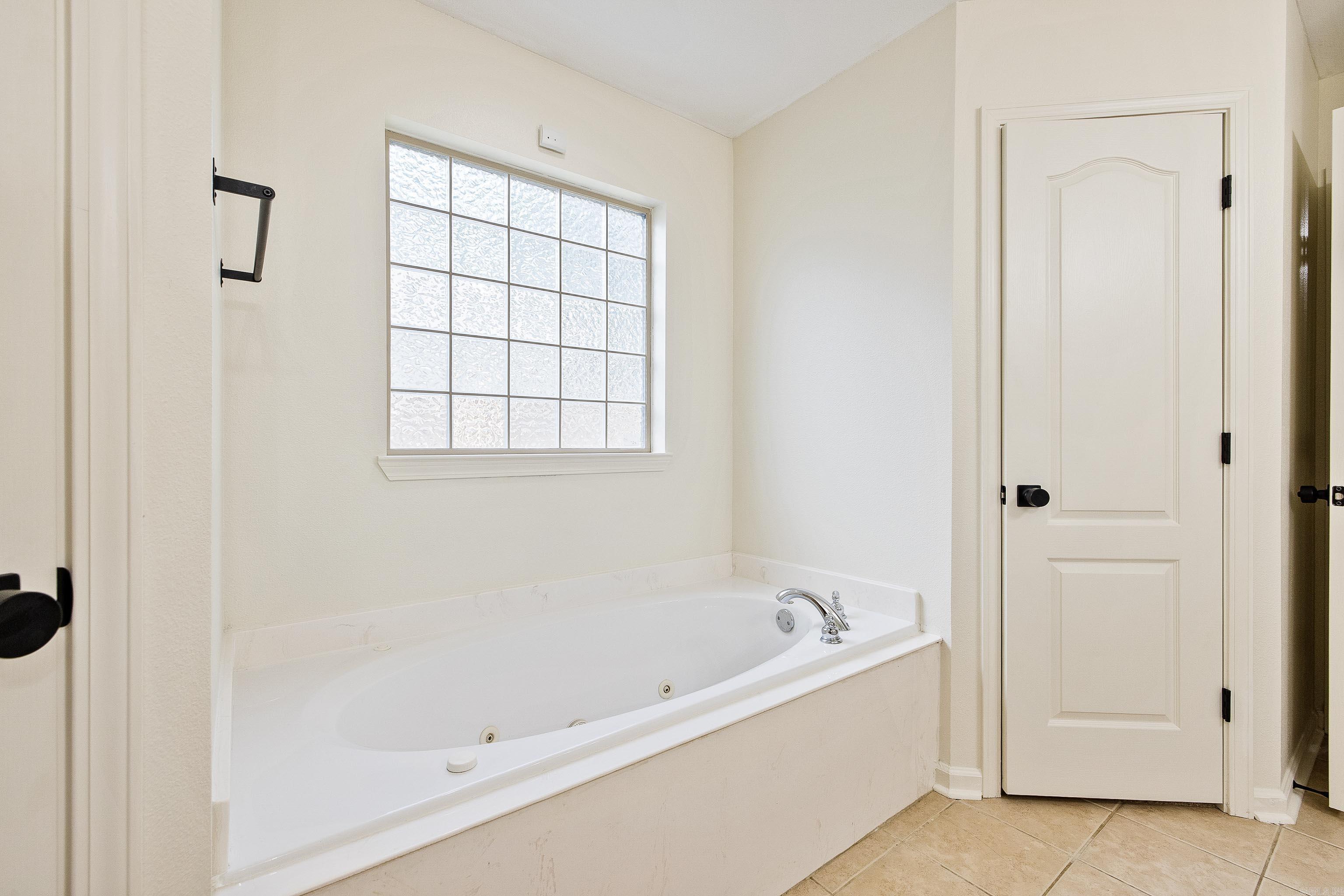 325 Madison Place Circle Property Photo 23