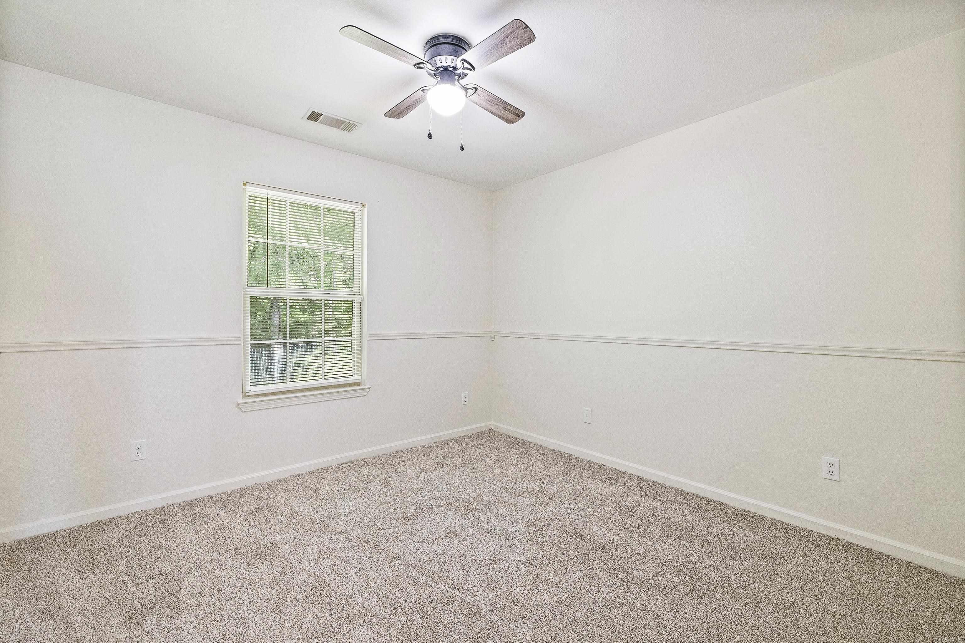 325 Madison Place Circle Property Photo 31