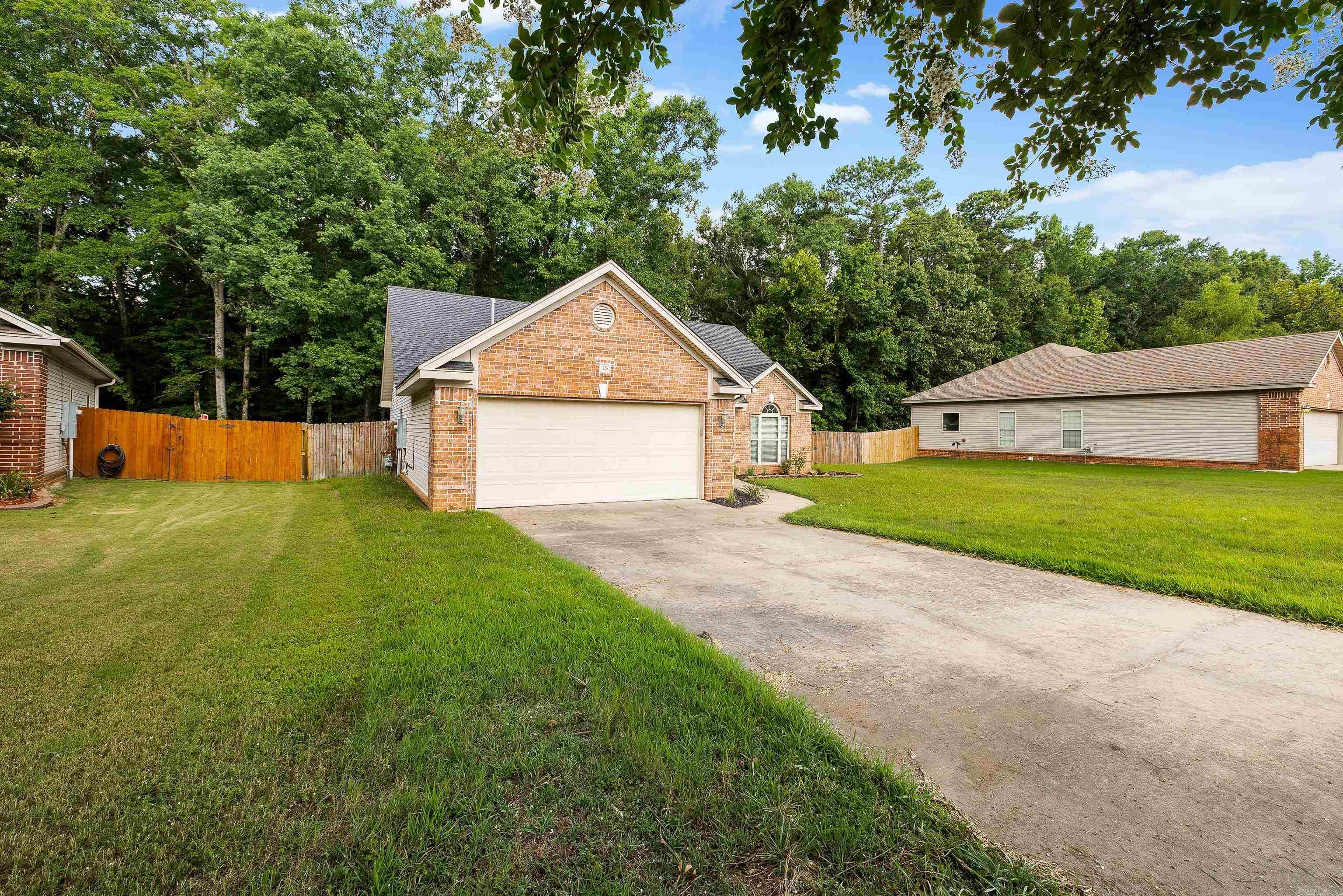 325 Madison Place Circle Property Photo 39