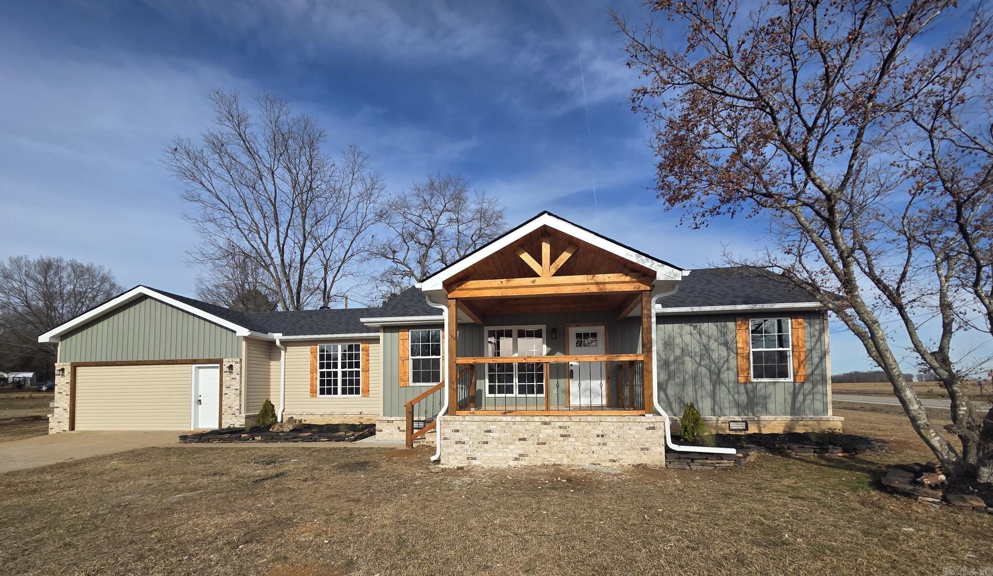 149 Meadowbrook Property Photo 1