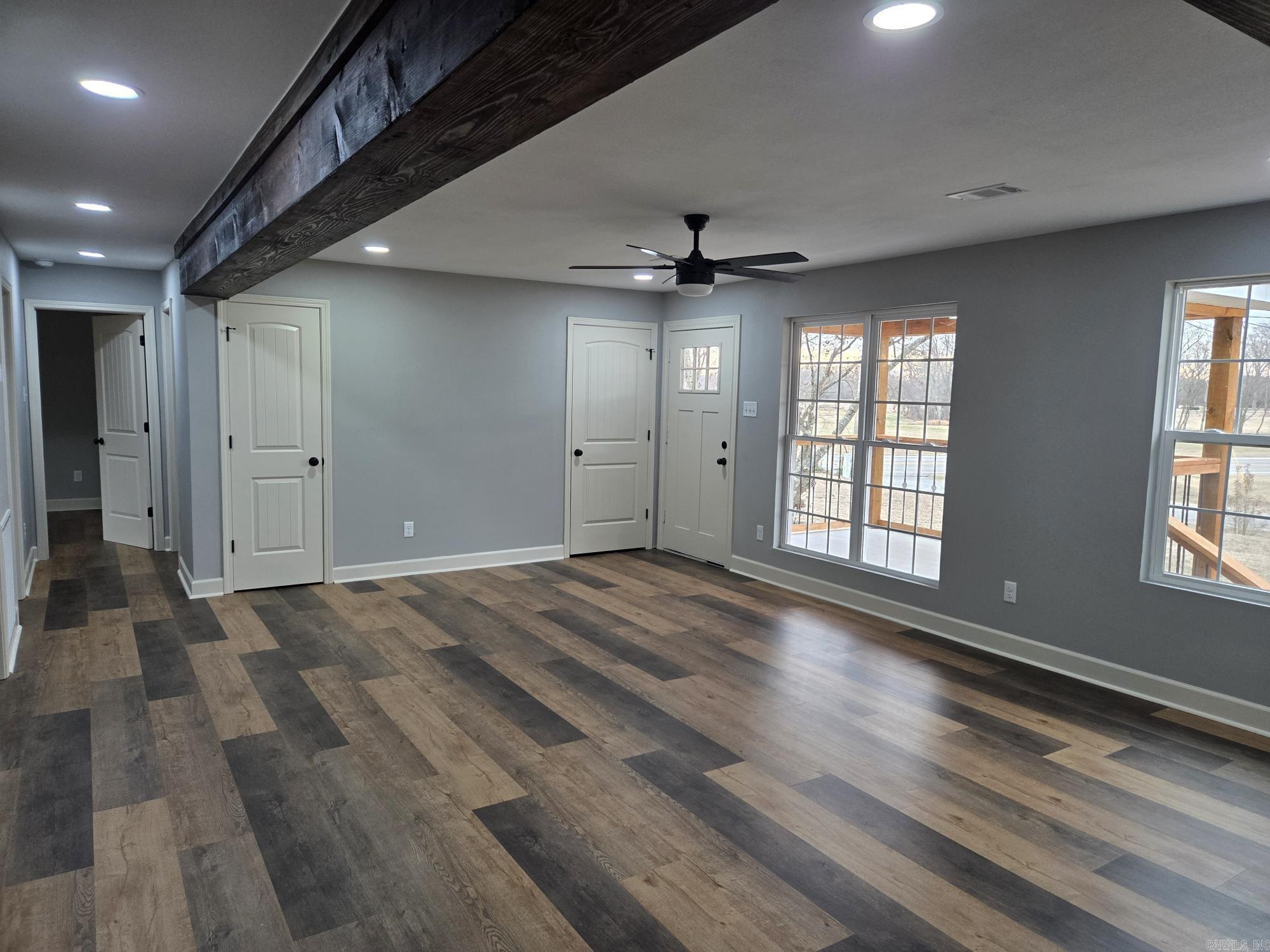 149 Meadowbrook Property Photo 5