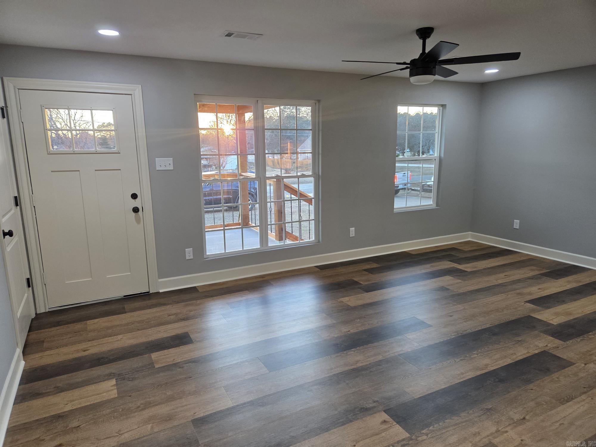149 Meadowbrook Property Photo 6