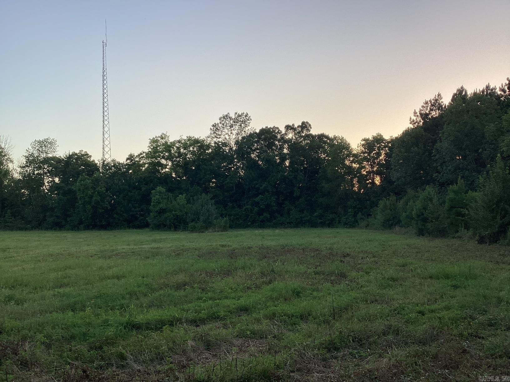 1041 Hwy 24 Property Photo 3