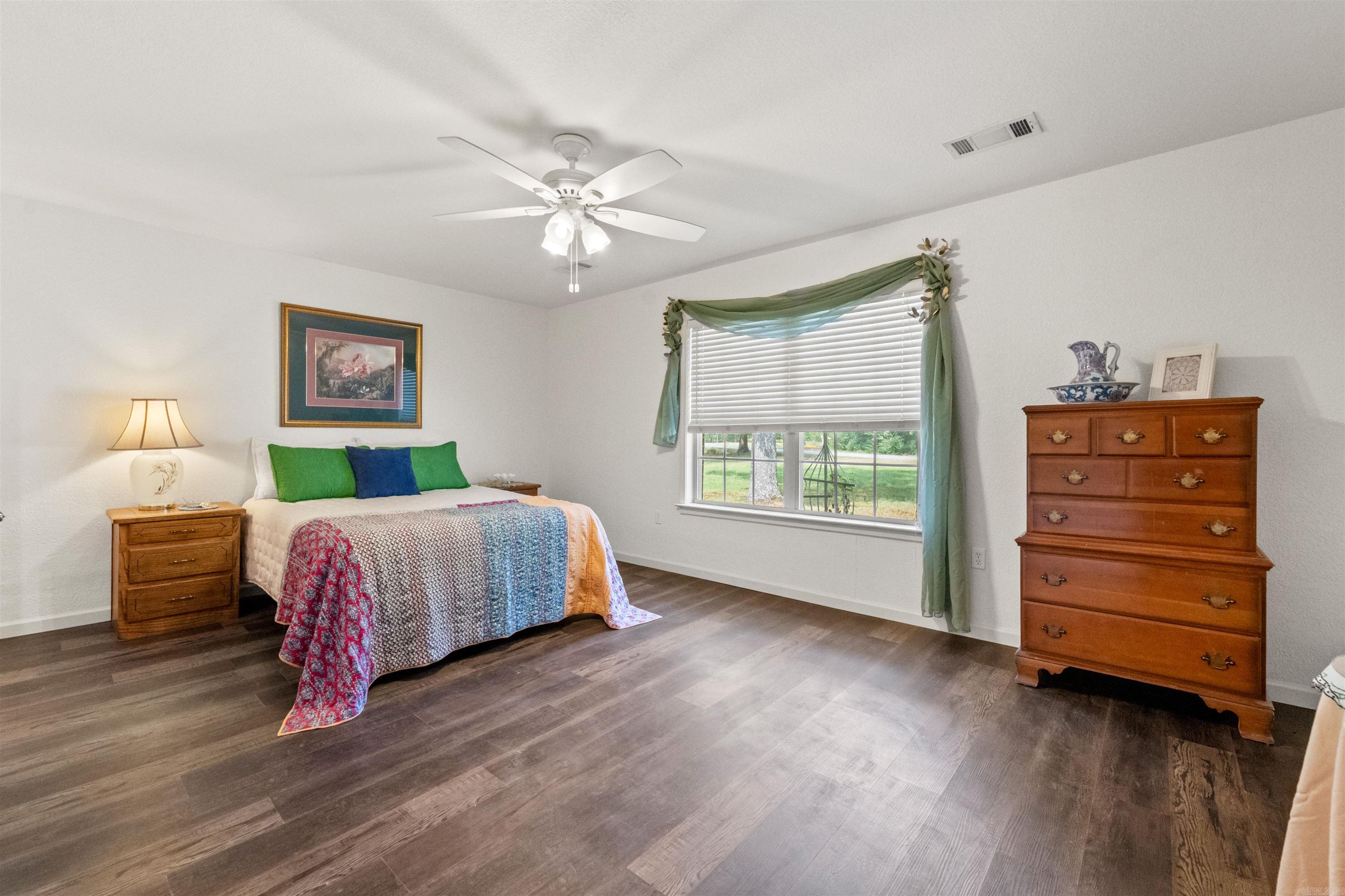 8416 Yellow Oak Property Photo 18
