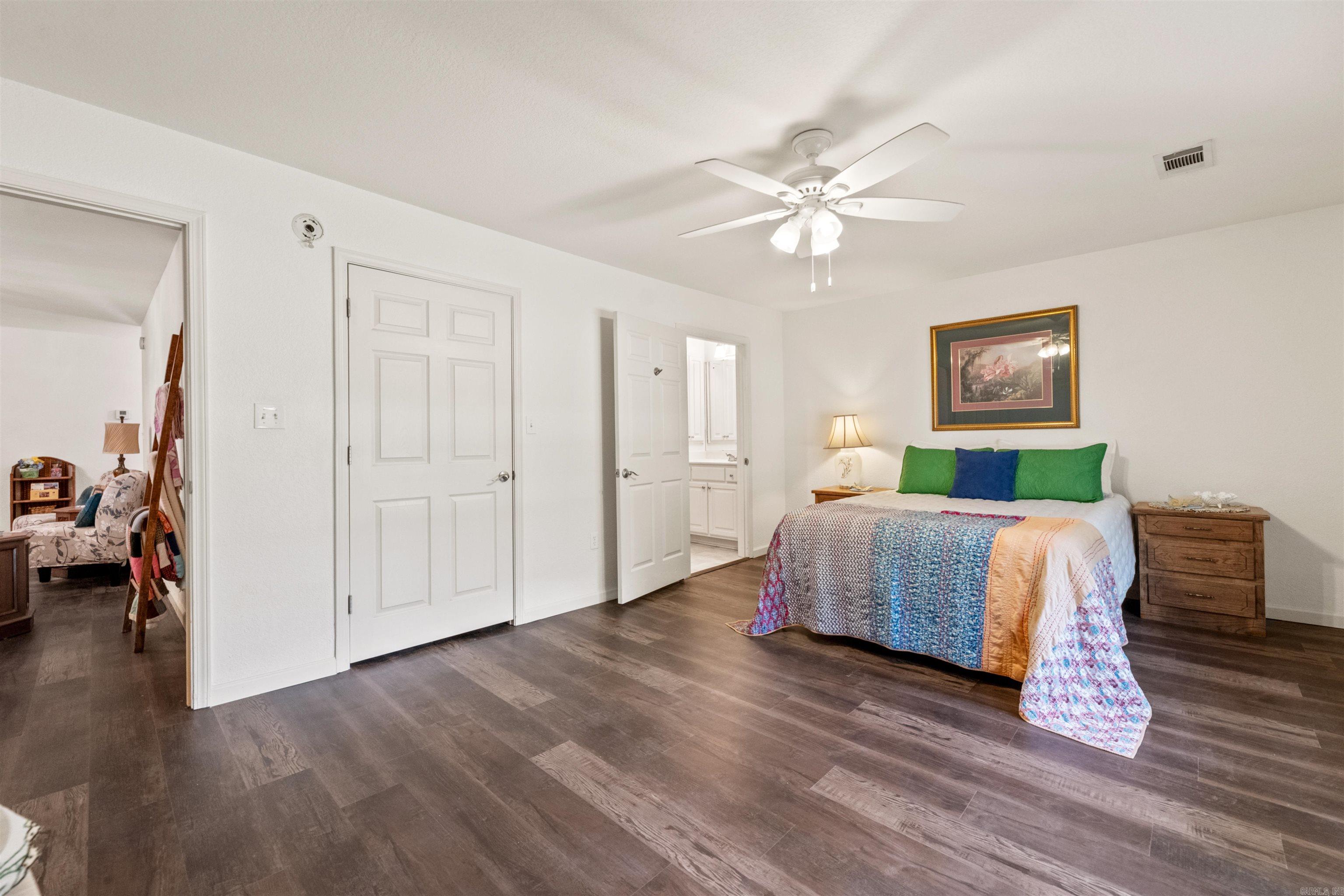 8416 Yellow Oak Property Photo 19