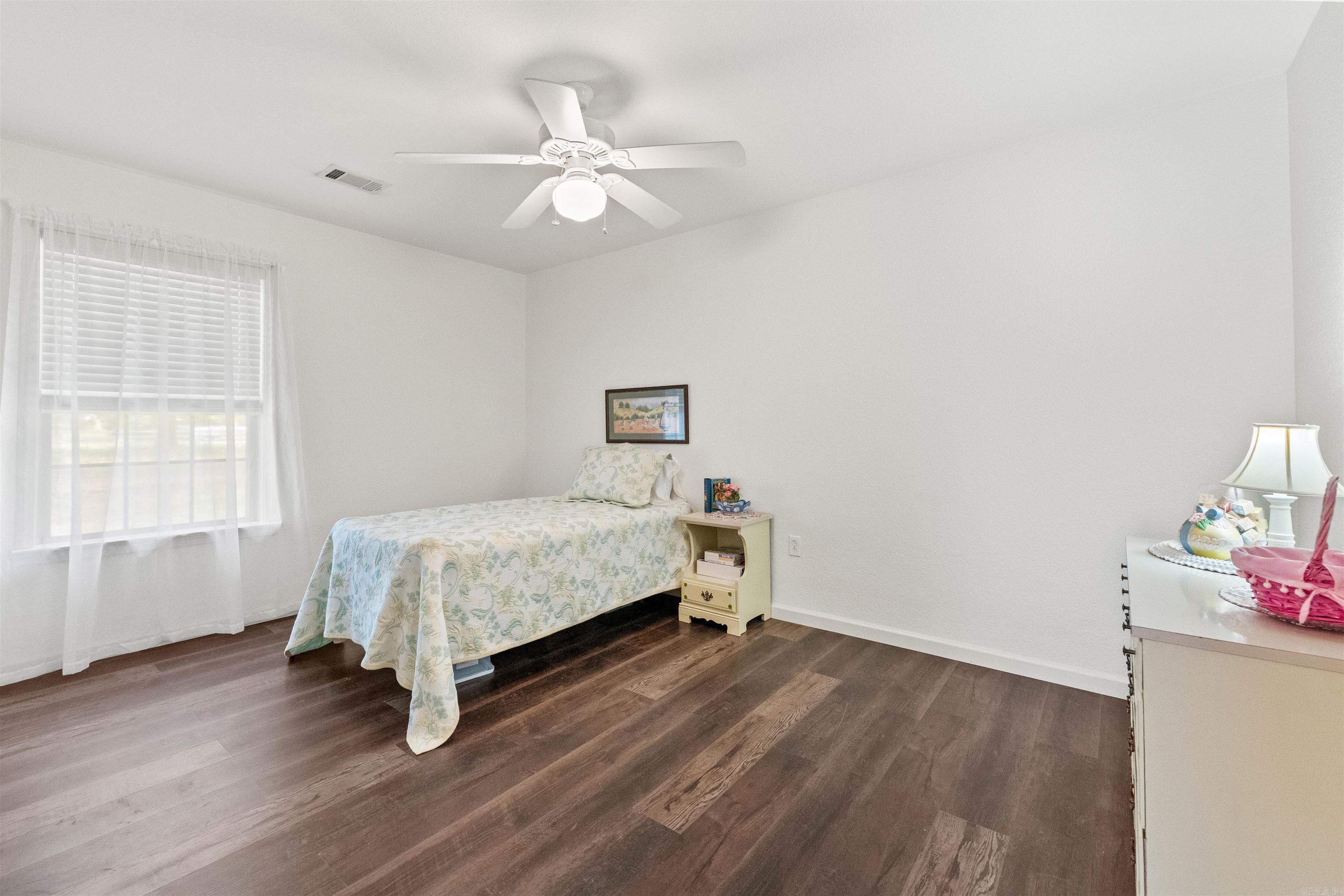 8416 Yellow Oak Property Photo 28