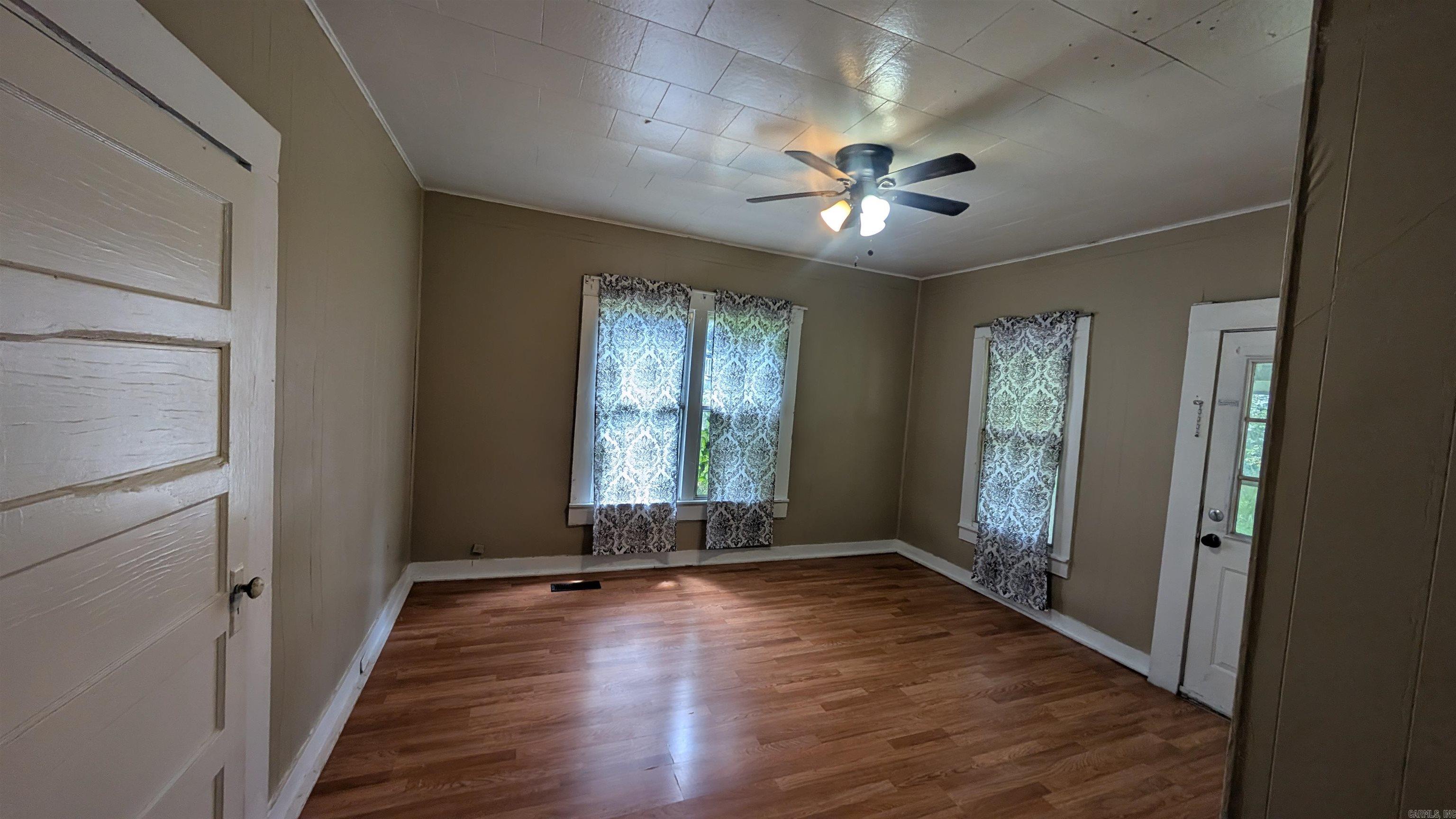 2115 Wright Avenue Property Photo 13