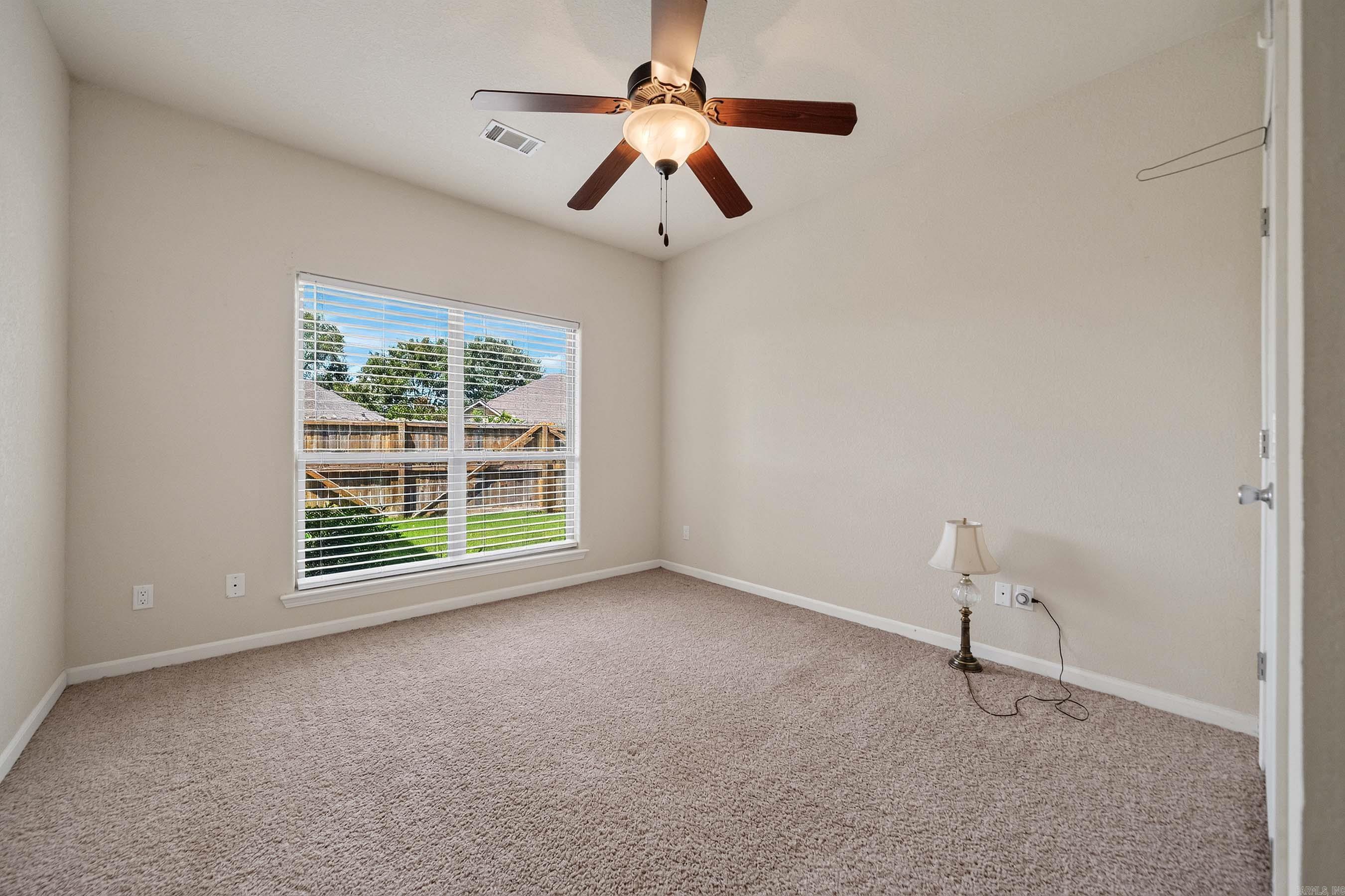 220 Forest Lakes Boulevard Property Photo 21