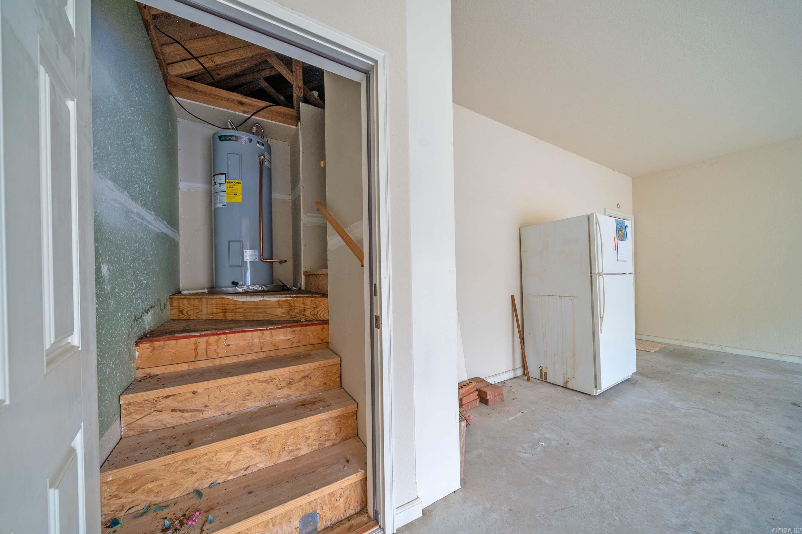 220 Forest Lakes Boulevard Property Photo 29