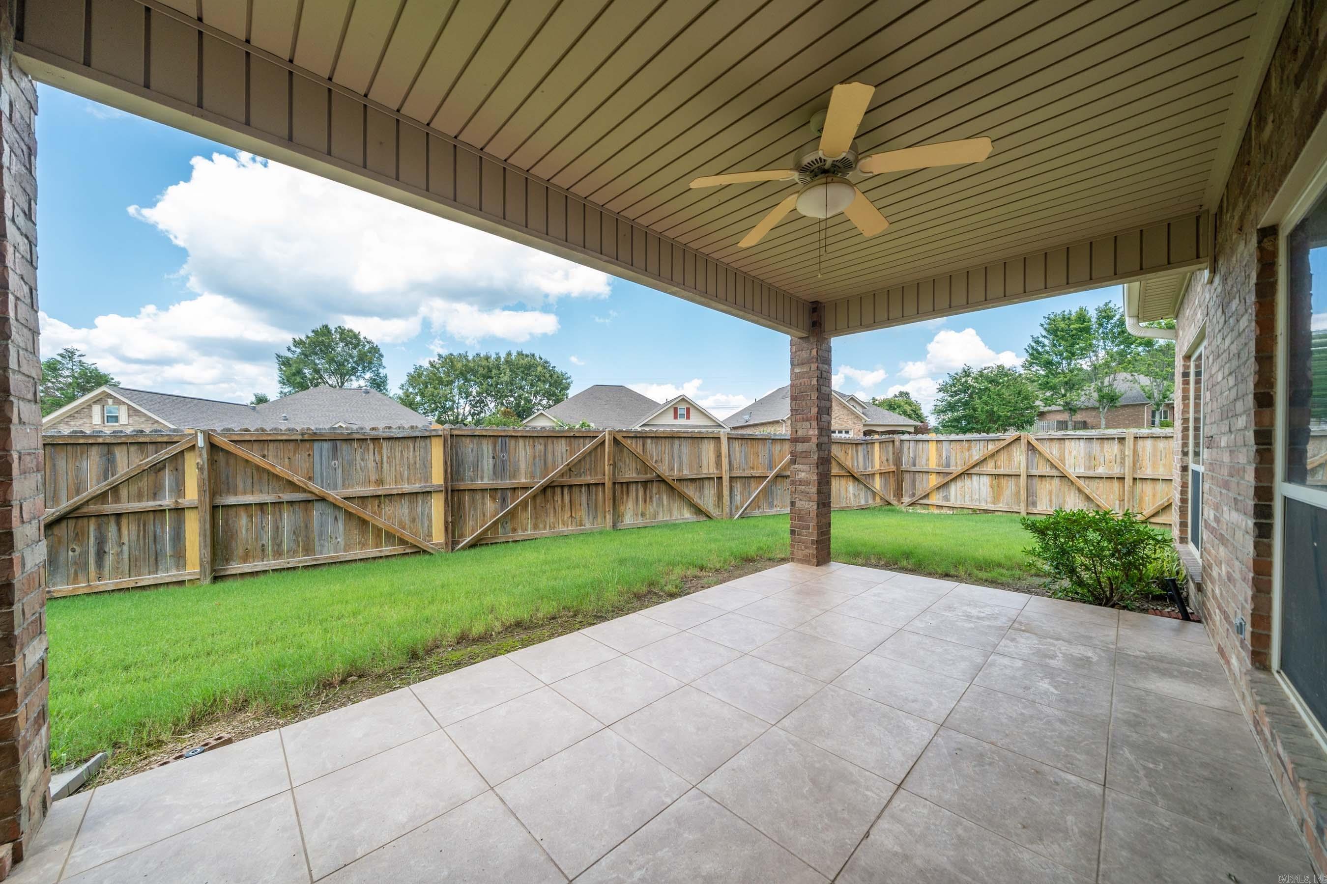 220 Forest Lakes Boulevard Property Photo 32