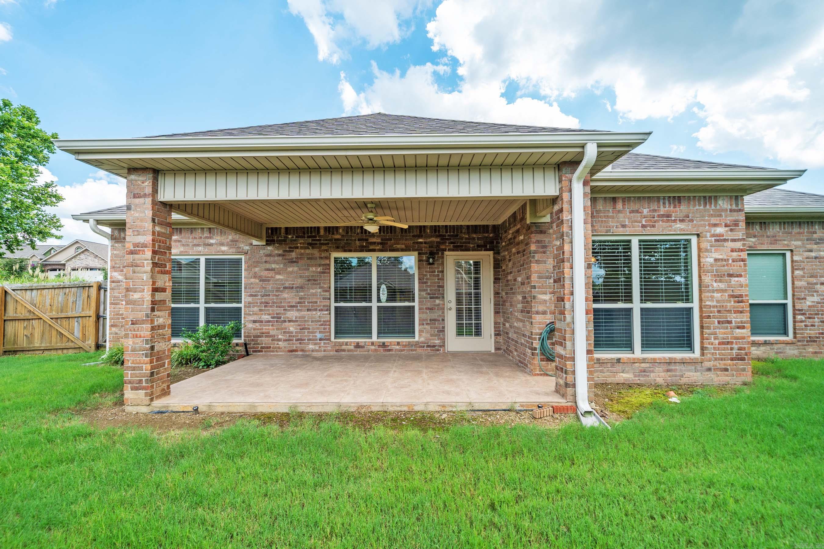 220 Forest Lakes Boulevard Property Photo 34