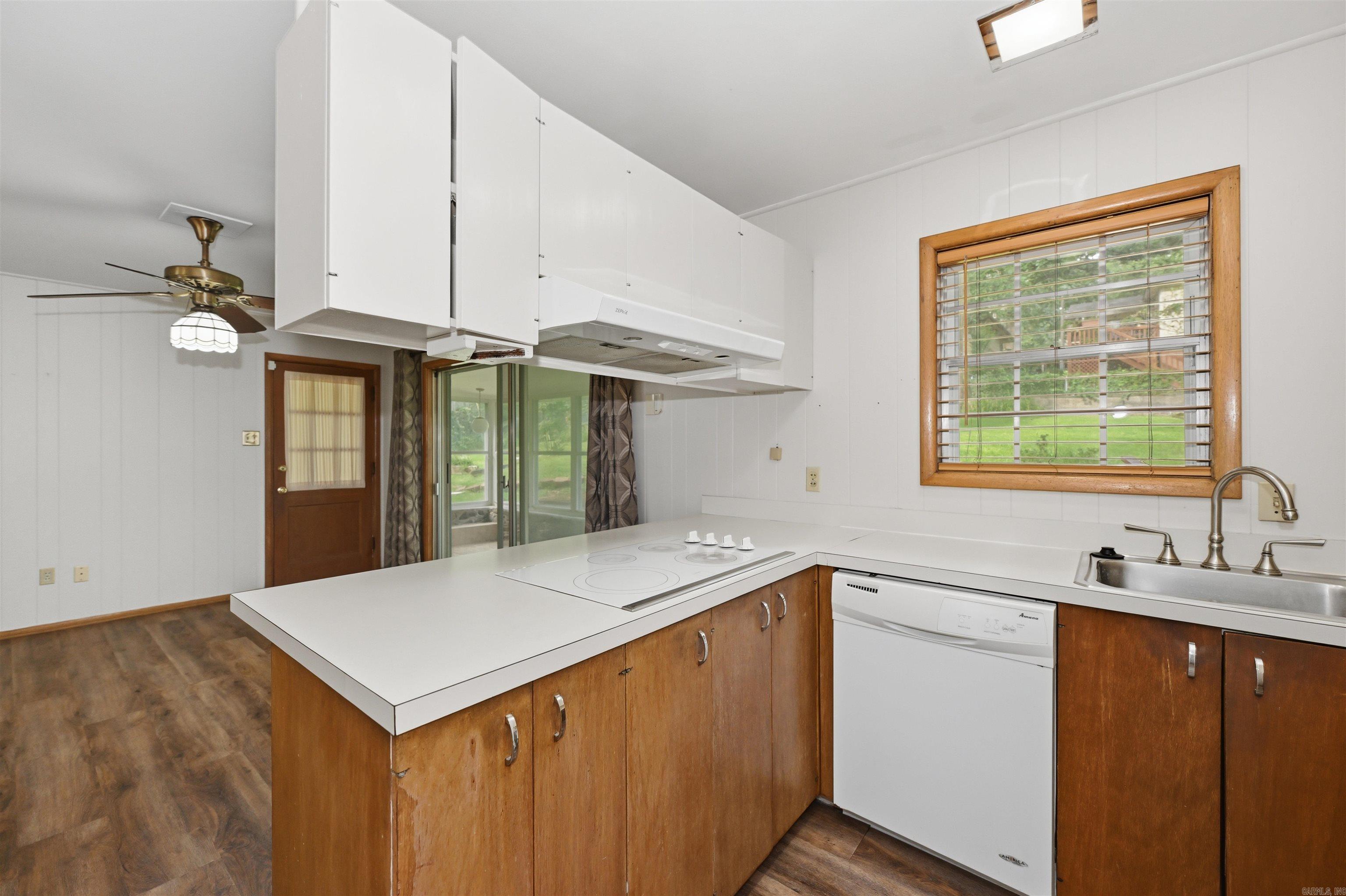 2107 Biscayne Drive Property Photo 15
